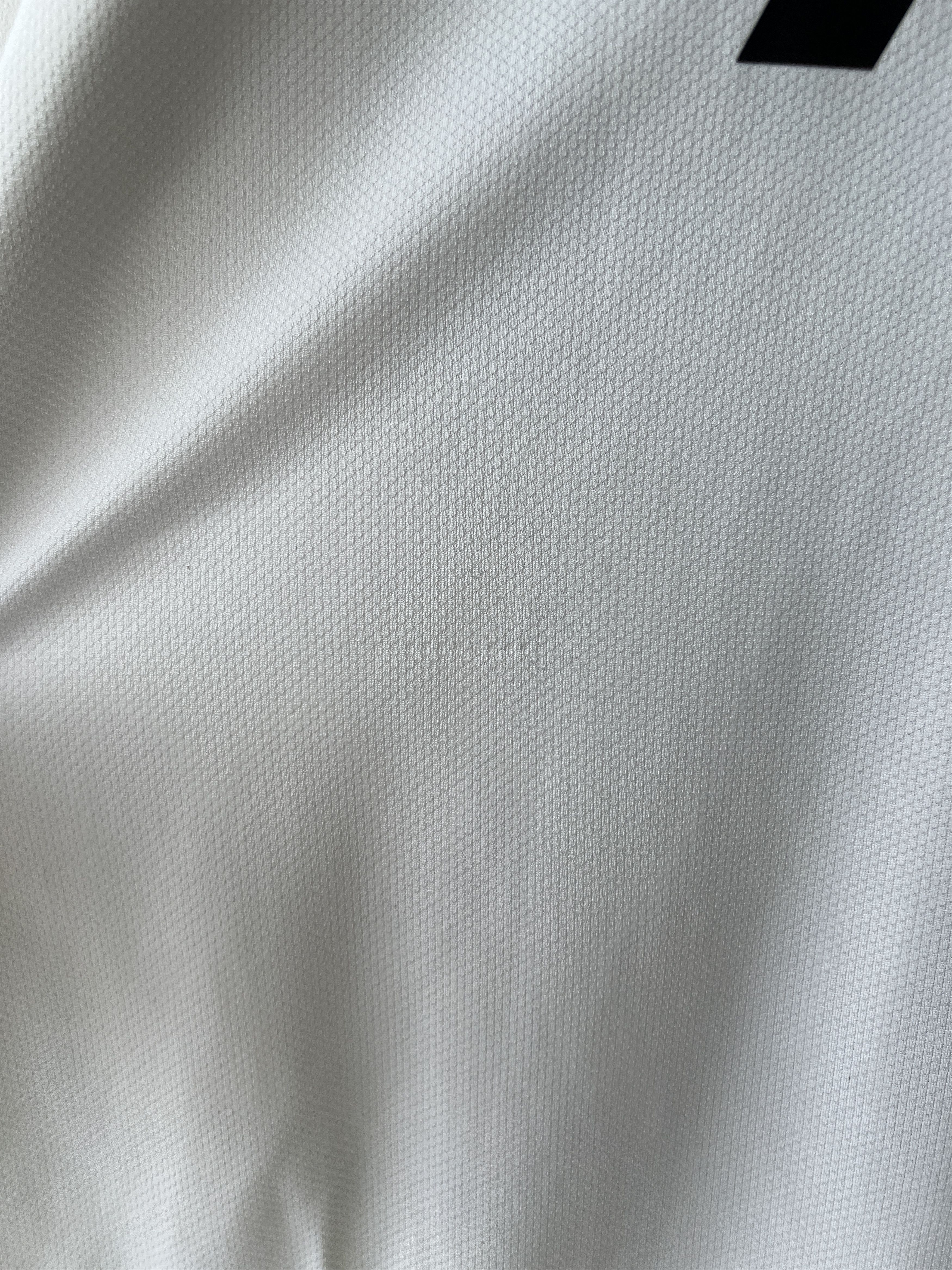Nike (L) Manchester United 2010-12 Away Long Sleeve Kit Rooney 10 Size US L / EU 52-54 / 3 - 6 Thumbnail