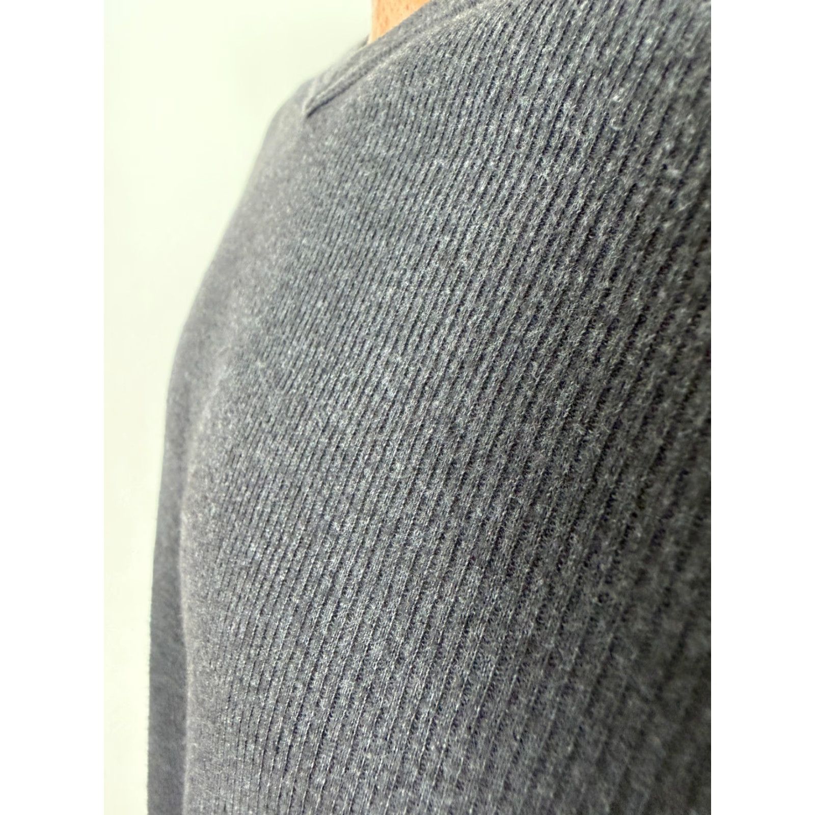 Old Navy VINTAGE Old Navy Ribbed Shirt Men Large Charcoal Gray V-Neck T-Shirt Heavyweight Knit 2000s Hipster Y2K Men's Large Gray Vintage Size US L / EU 52-54 / 3 - 5 Thumbnail