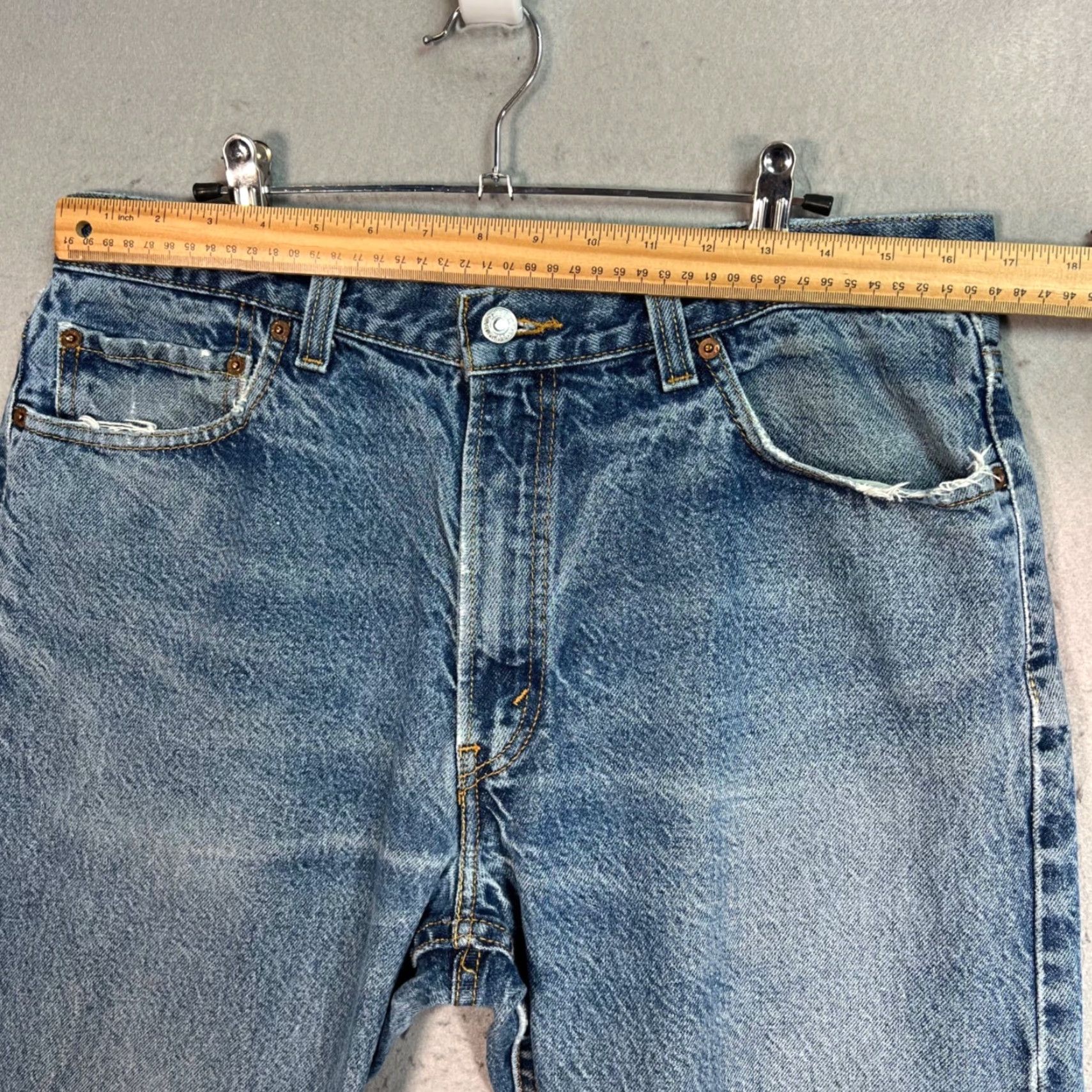 Levi's VINTAGE Levi's 505 Jeans Mens Regular Fit Denim Light Wash 36x29 5-Pocket 100% Cotton Blue Mens Regular Jeans Size US 36 / EU 52 - 5 Thumbnail