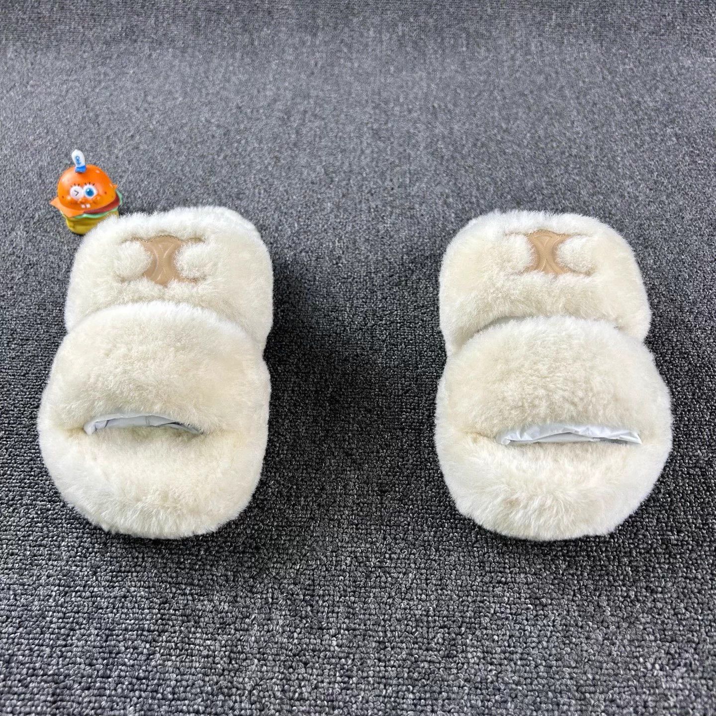 Celine Celine Triomphe Faux Fur Slipper EUR39 Cozy Size US 8 / IT 38 - 2 Thumbnail