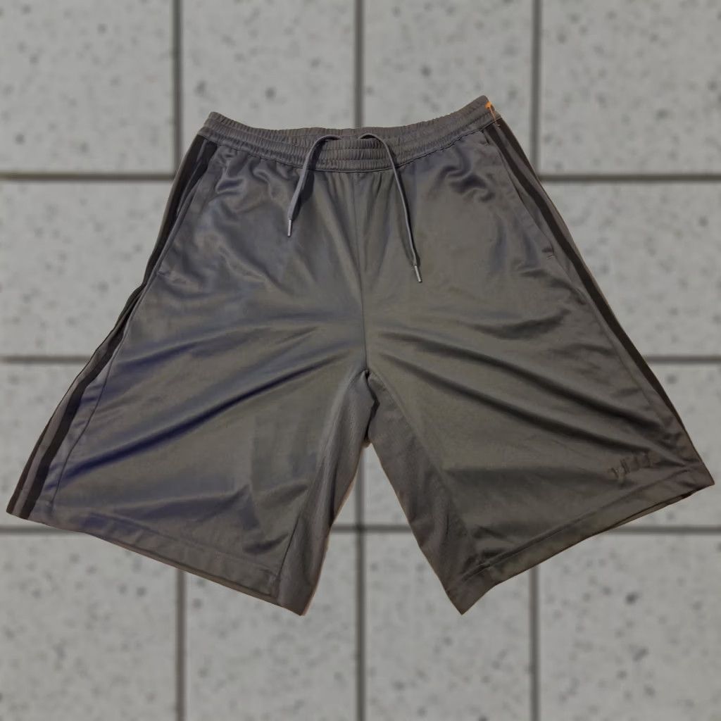 Adidas adidas Shorts Mens L Large Gray Athletic Gym Workout Golf Size US 33 - 1 Thumbnail