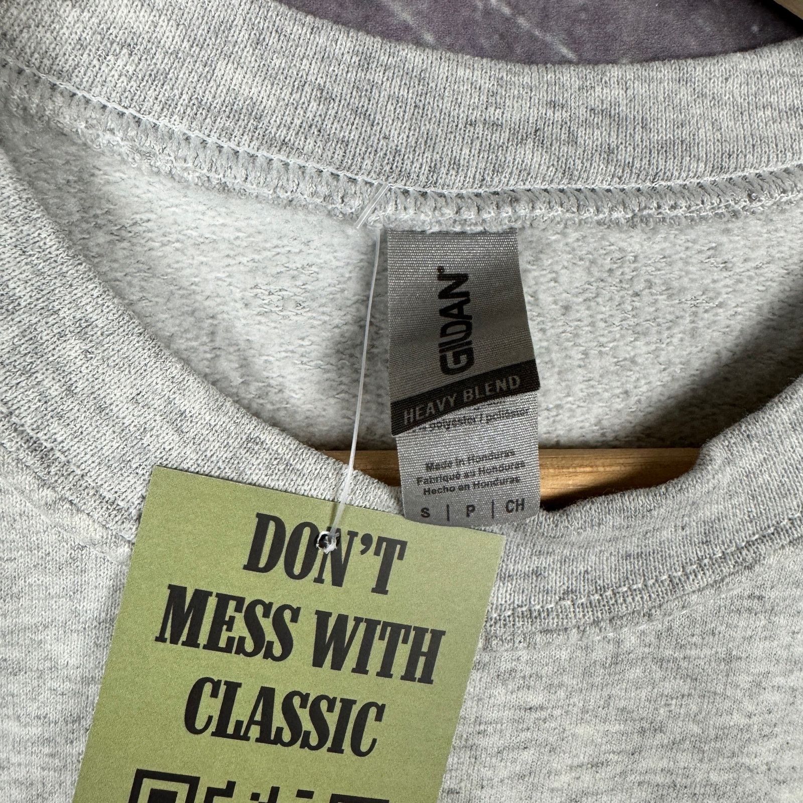 Band Tees × Gildan Taylor Swift The Eras Tour Grey Graphic Sweatshirt S 0168 Size S / US 4 / IT 40 - 8 Thumbnail