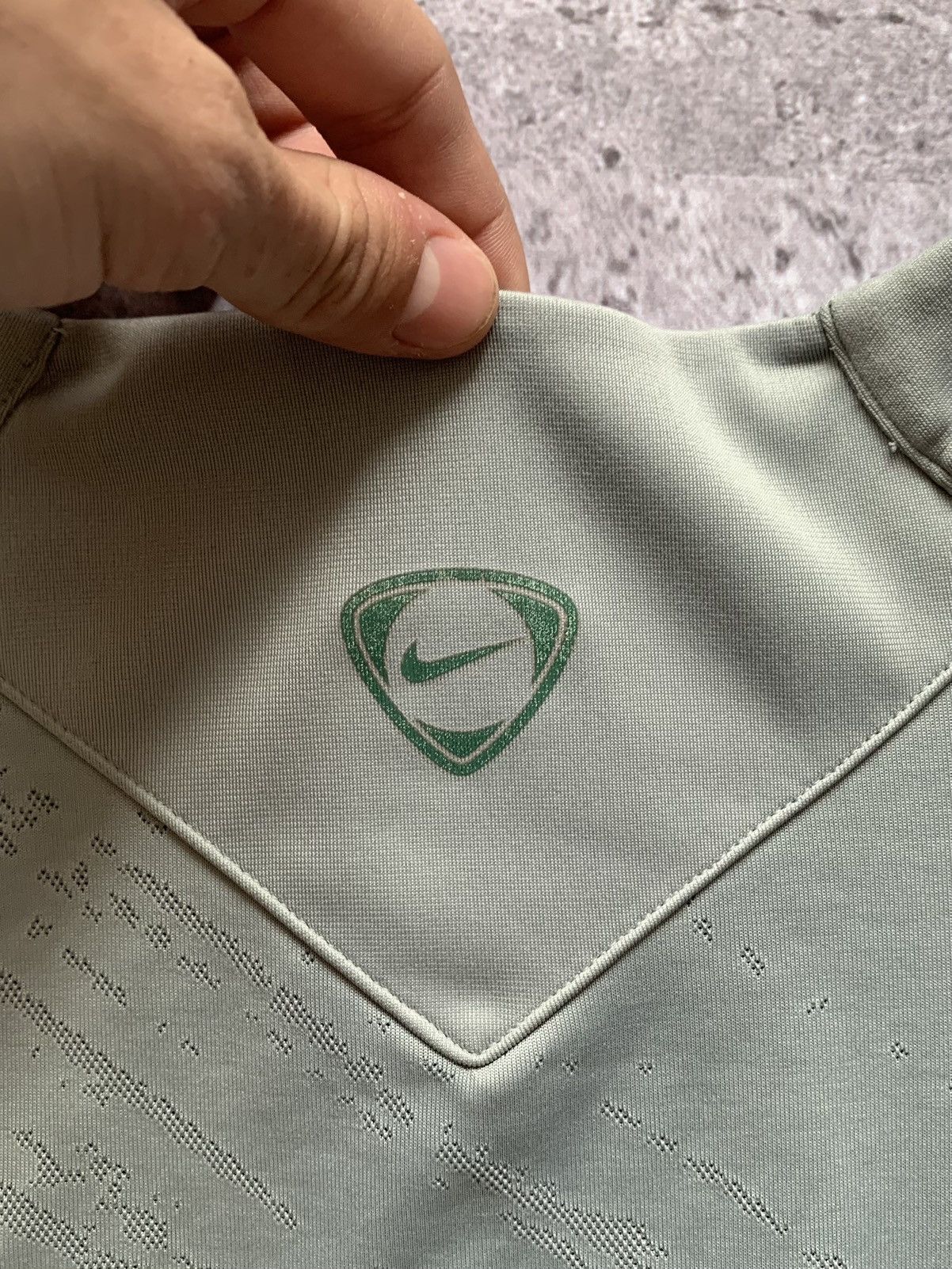 Nike × Vintage 🔥VINTAGE NIKE CELTIC 2000s TRAINING JERSEY Size US XL / EU 56 / 4 - 9 Thumbnail