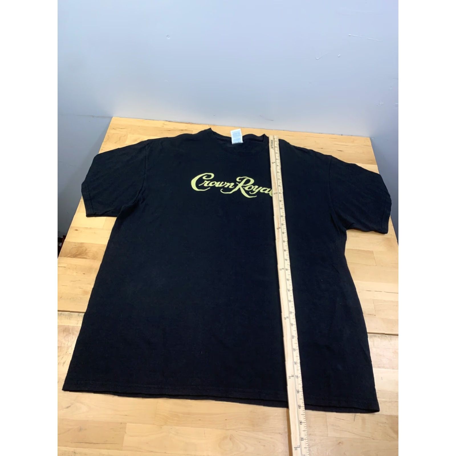 Delta VINTAGE Crown Royal T Shirt Mens XL Black Crew Neck Casual Size US XL / EU 56 / 4 - 3 Thumbnail