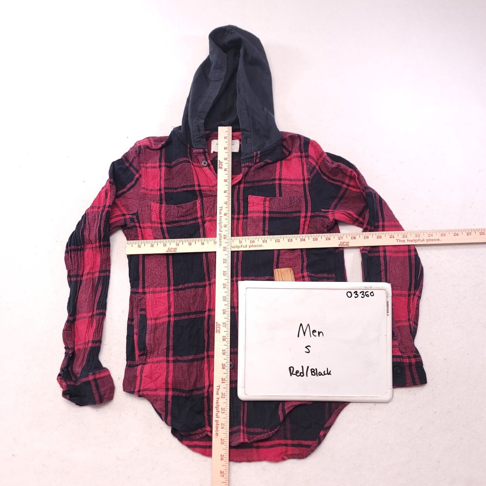 Modern Amusement Modern Amusement Casual Button Hoodie Mens Size S Red Plaid Size US S / EU 44-46 / 1 - 6 Thumbnail