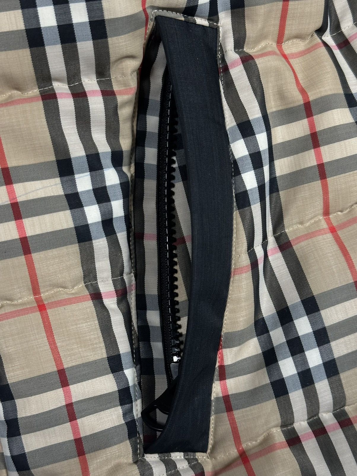Burberry Burberry Reversible Nova Check Down Puffer Jacket Size US S / EU 44-46 / 1 - 11 Thumbnail