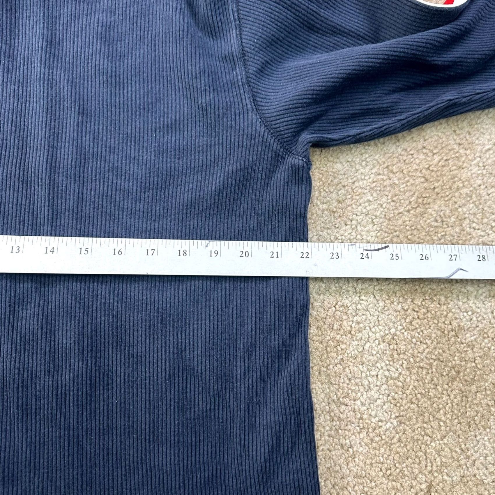 Tommy Hilfiger VINTAGE Tommy Hilfiger Long Sleeve V-Neck Shirt Men's Large Blue 2000s Logo Knit Cotton Blend Size US L / EU 52-54 / 3 - 6 Thumbnail