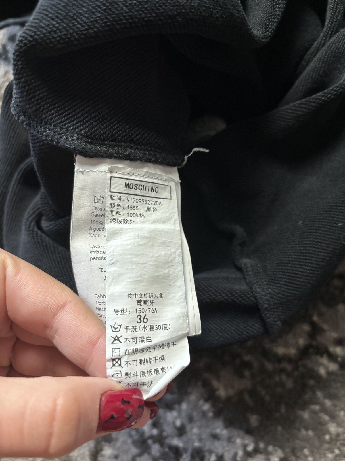 Designer × Moschino Vintage Moschino Cheap and Chic Bear Crewneck Hoodie Size XS / US 0-2 / IT 36-38 - 9 Thumbnail