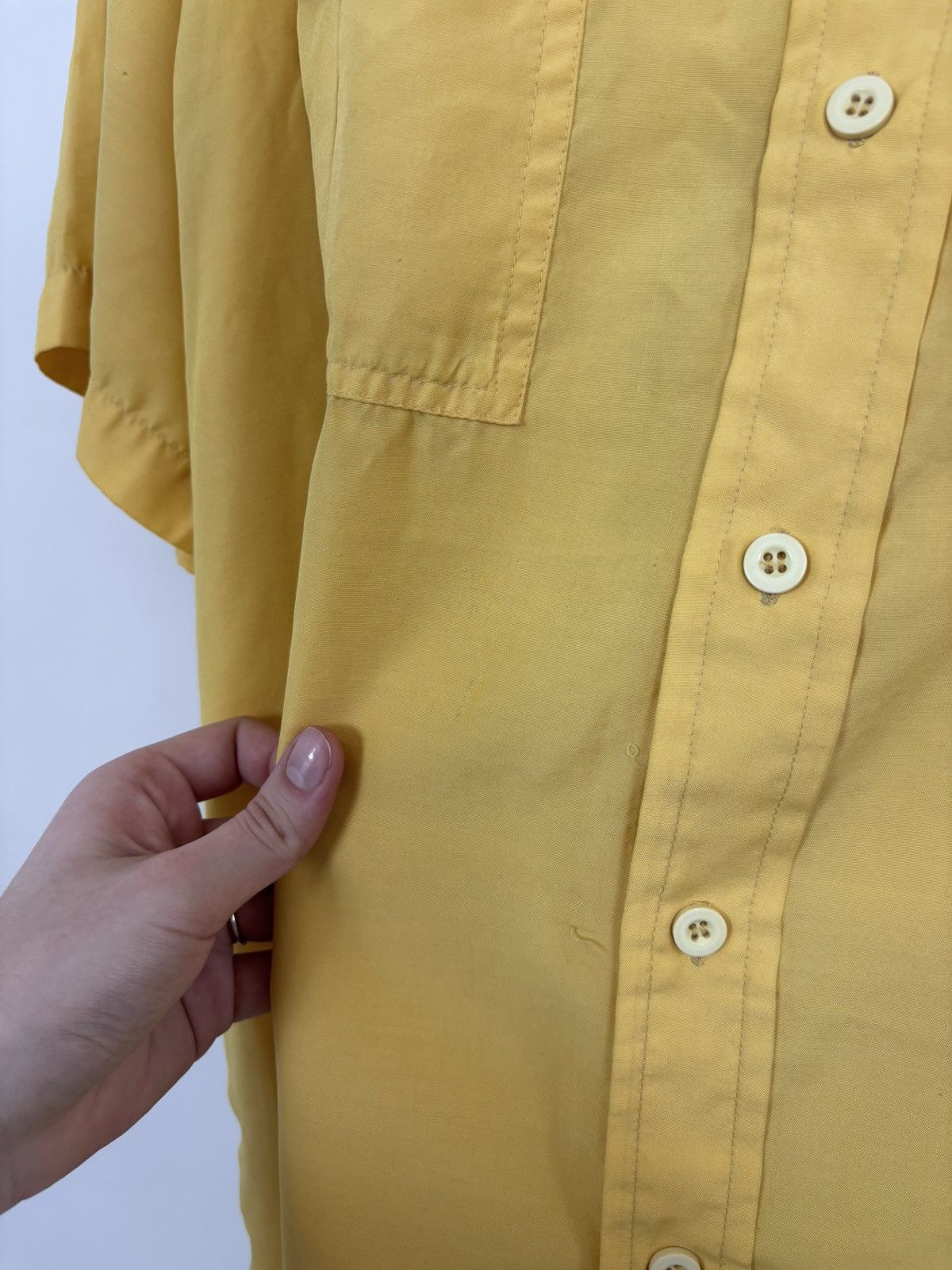 Tommy Hilfiger Vintage 1990s Tommy Hilfiger Athletics Short Sleeve Shirt Size US XL / EU 56 / 4 - 7 Thumbnail