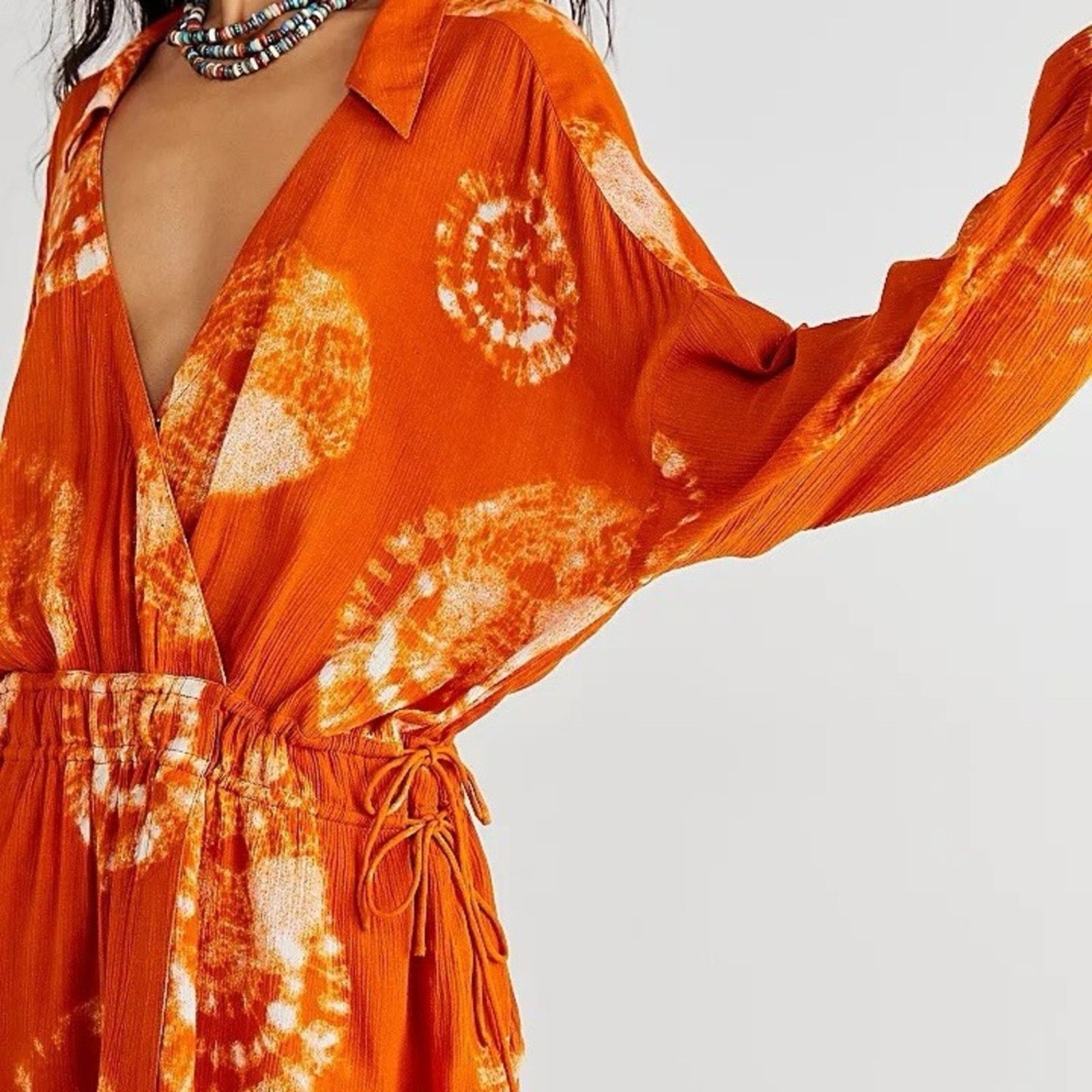 Free People FREE PEOPLE MARLA PRINTED SHORTALL TIE DYE ROMPER IN SIENNA Size 26" / US 2 / IT 38 - 3 Thumbnail