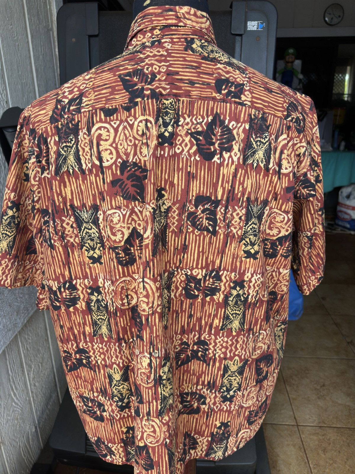 Reyn Spooner PreOwned Reyn Spooner Red Hawaiian Print Men's XL Size US XL / EU 56 / 4 - 2 Thumbnail