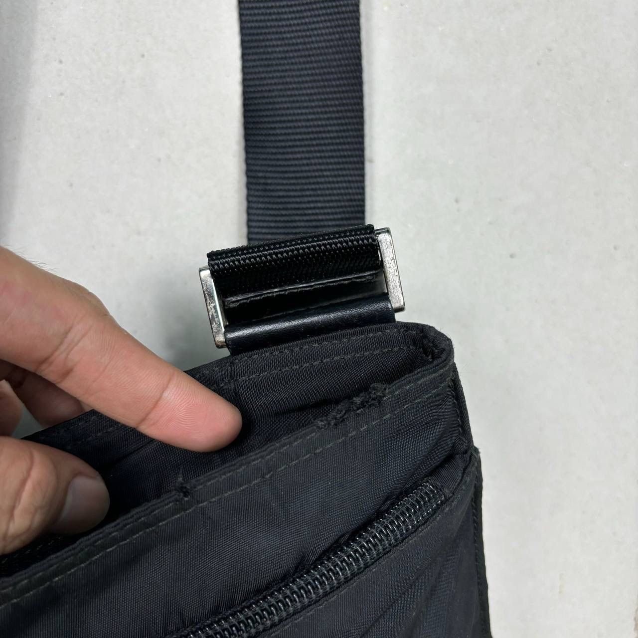 Prada Prada Vintage Black Nylon Messenger Bag V160 Flat Crossbody Size ONE SIZE - 10 Thumbnail