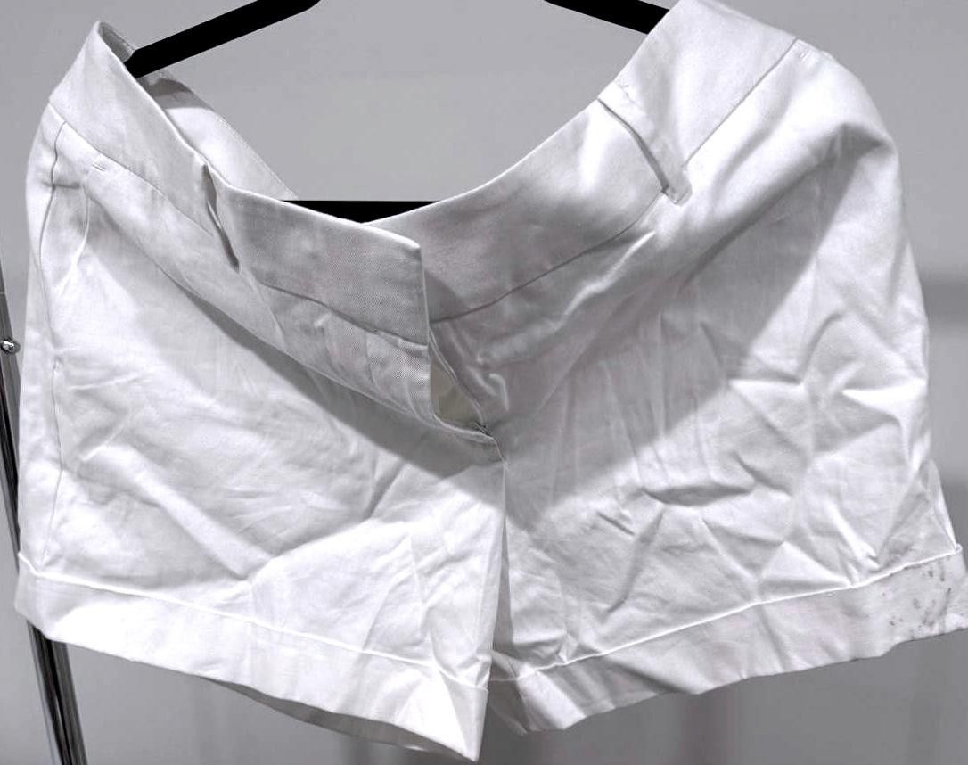 Ann Taylor Stylish White Linen Shorts from Ann Taylor Size 12 Size 34" / US 12 / IT 48 - 1 Thumbnail