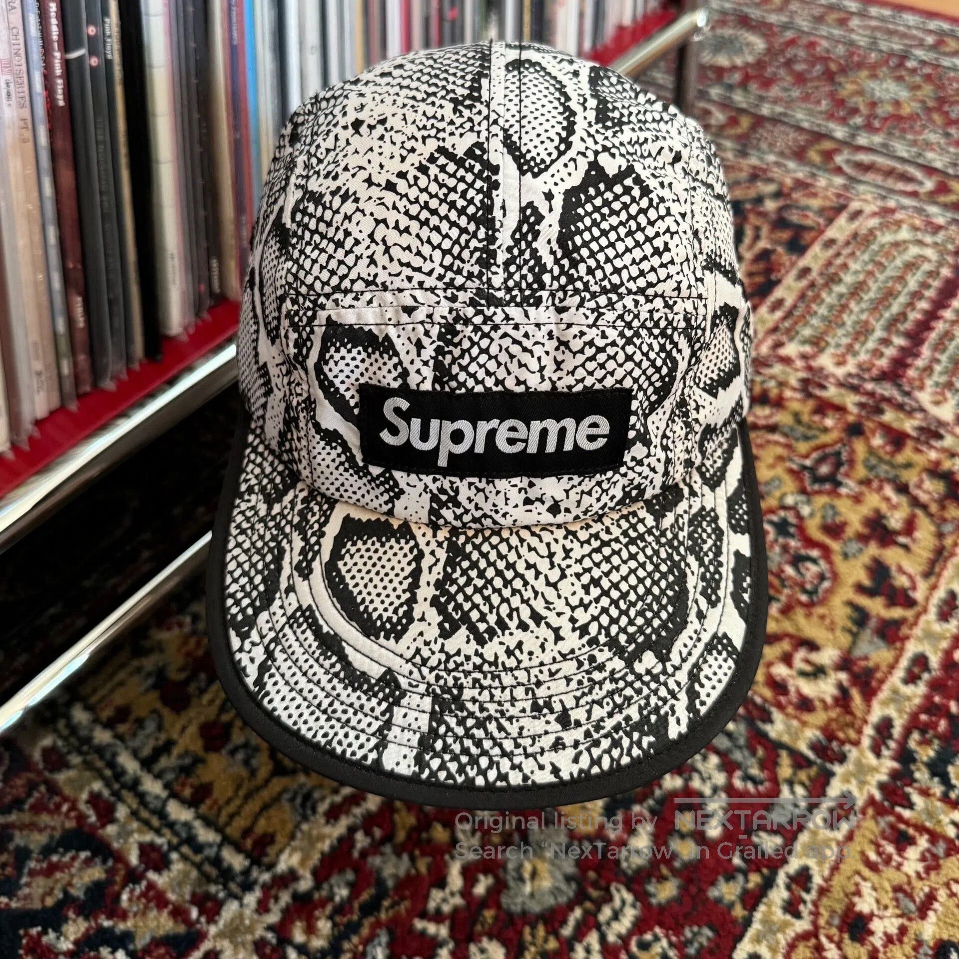 Supreme Supreme Snake Print Five. Size ONE SIZE - 2 Thumbnail
