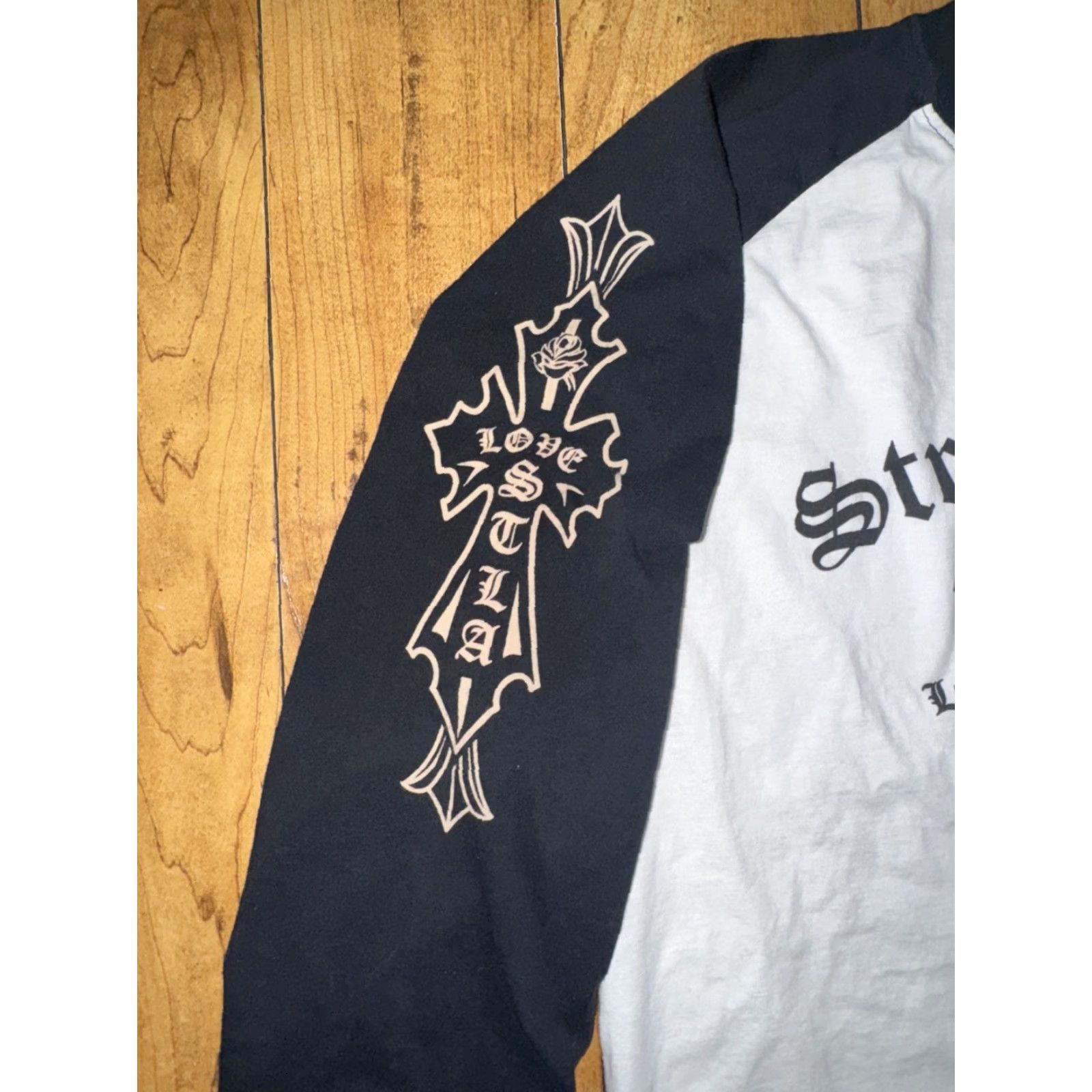 Vintage VINTAGE Street Saint 3/4 Sleeve T-Shirt White XL Men's Shirt Size XL White Street Saint 3/4 Sleeve T-Shirt Mens XL White Shirt Size US XL / EU 56 / 4 - 4 Thumbnail
