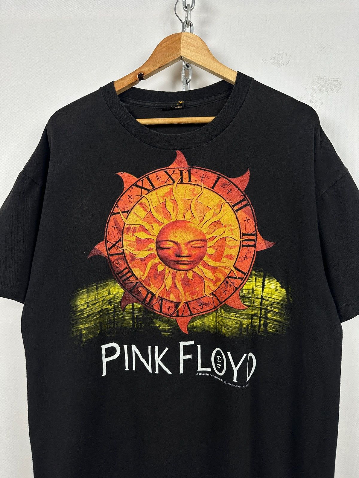 Band Tees 1994 Vintage Pink Floyd North American Tour Brockum T-Shirt Size US XL / EU 56 / 4 - 3 Thumbnail