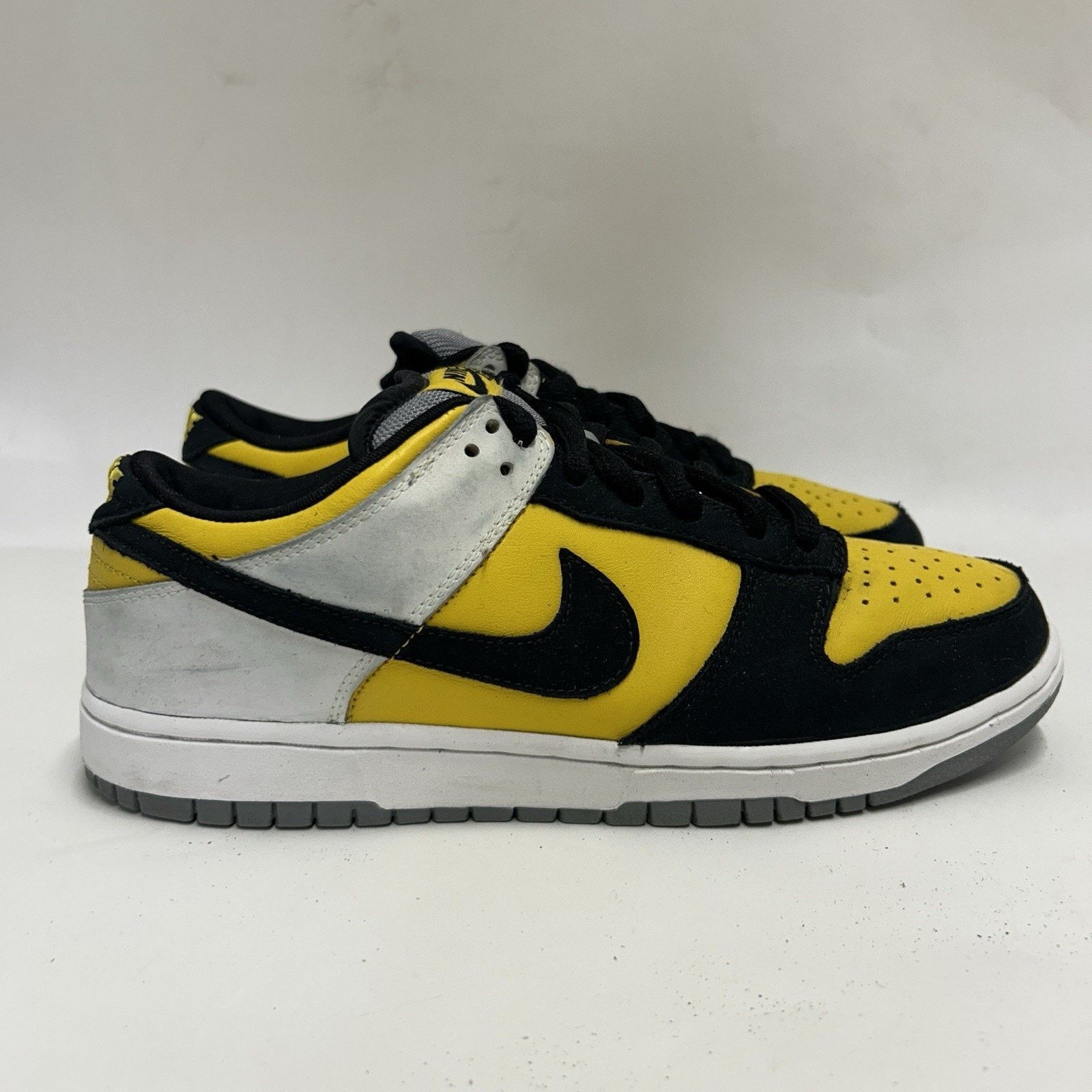 Nike Nike SB Dunk Low Pro “BIC” 304292-701 Size US 9.5 / EU 42-43 - 4 Thumbnail