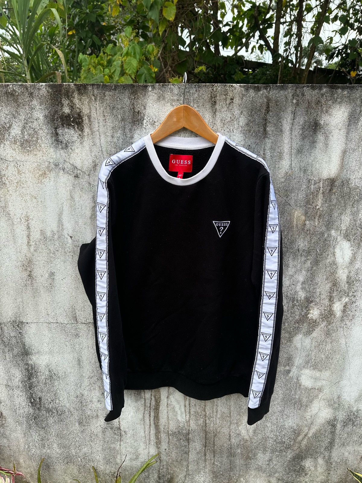 Guess Guess side tape pullover sweatshirt Size US M / EU 48-50 / 2 - 4 Thumbnail