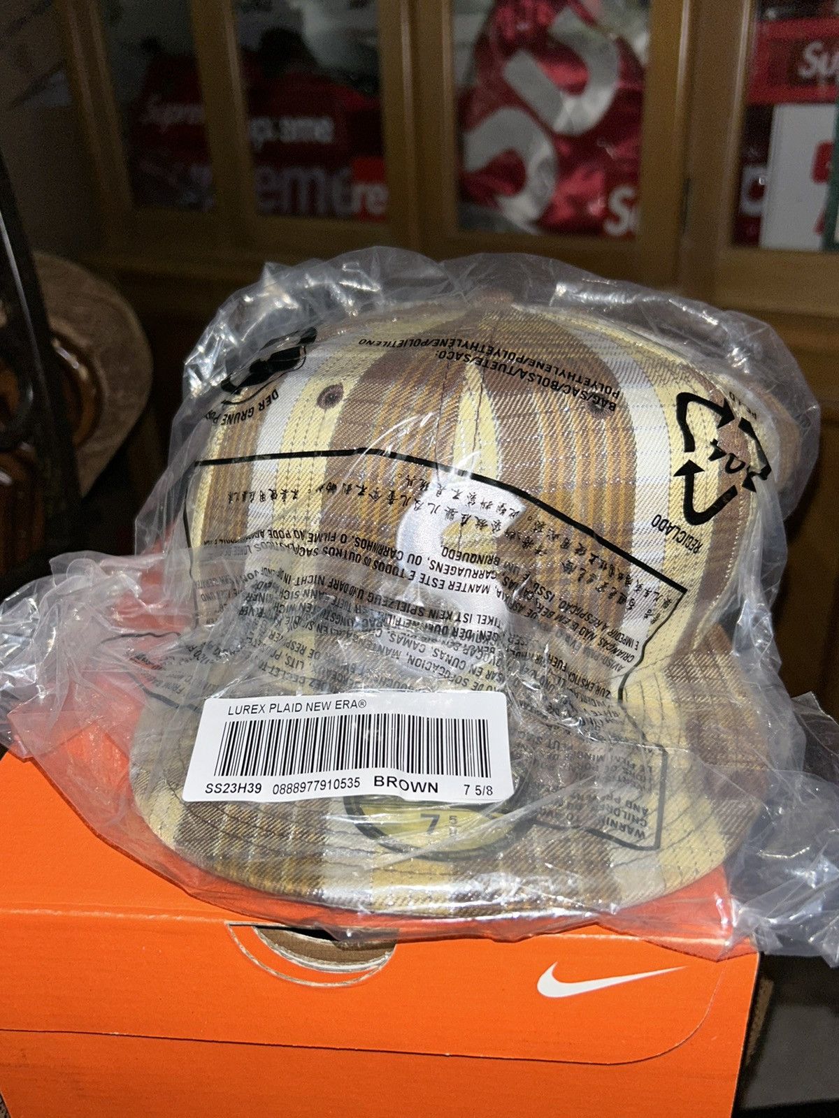 Supreme Supreme Metallic Plaid S Logo New Era Hat Brown SS23 NEW Size ONE SIZE - 1 Thumbnail