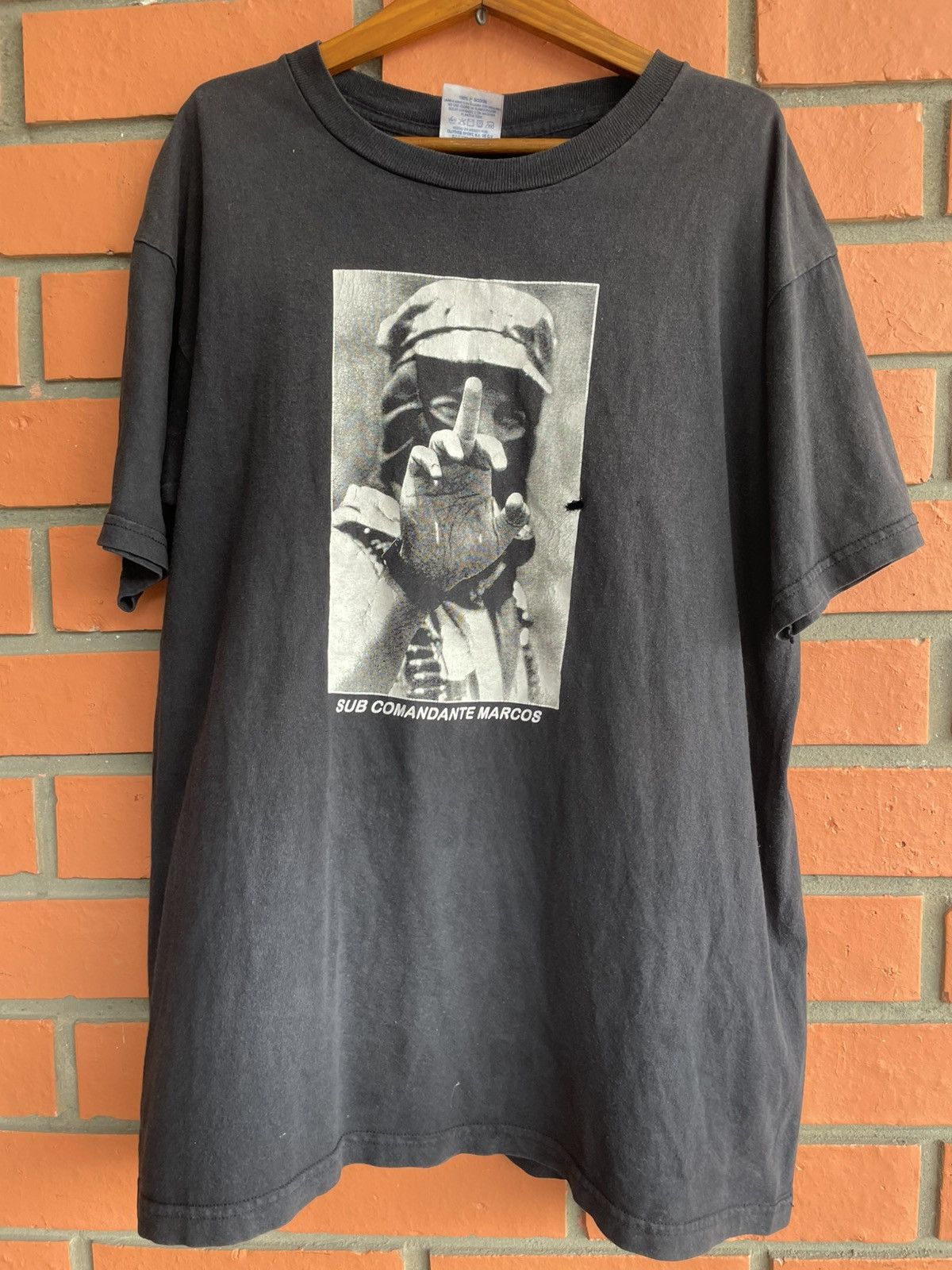 Vintage Vintage EZLN Himno Che Guevara Shirt Zapatista Distressed M Size US M / EU 48-50 / 2 - 1 Thumbnail