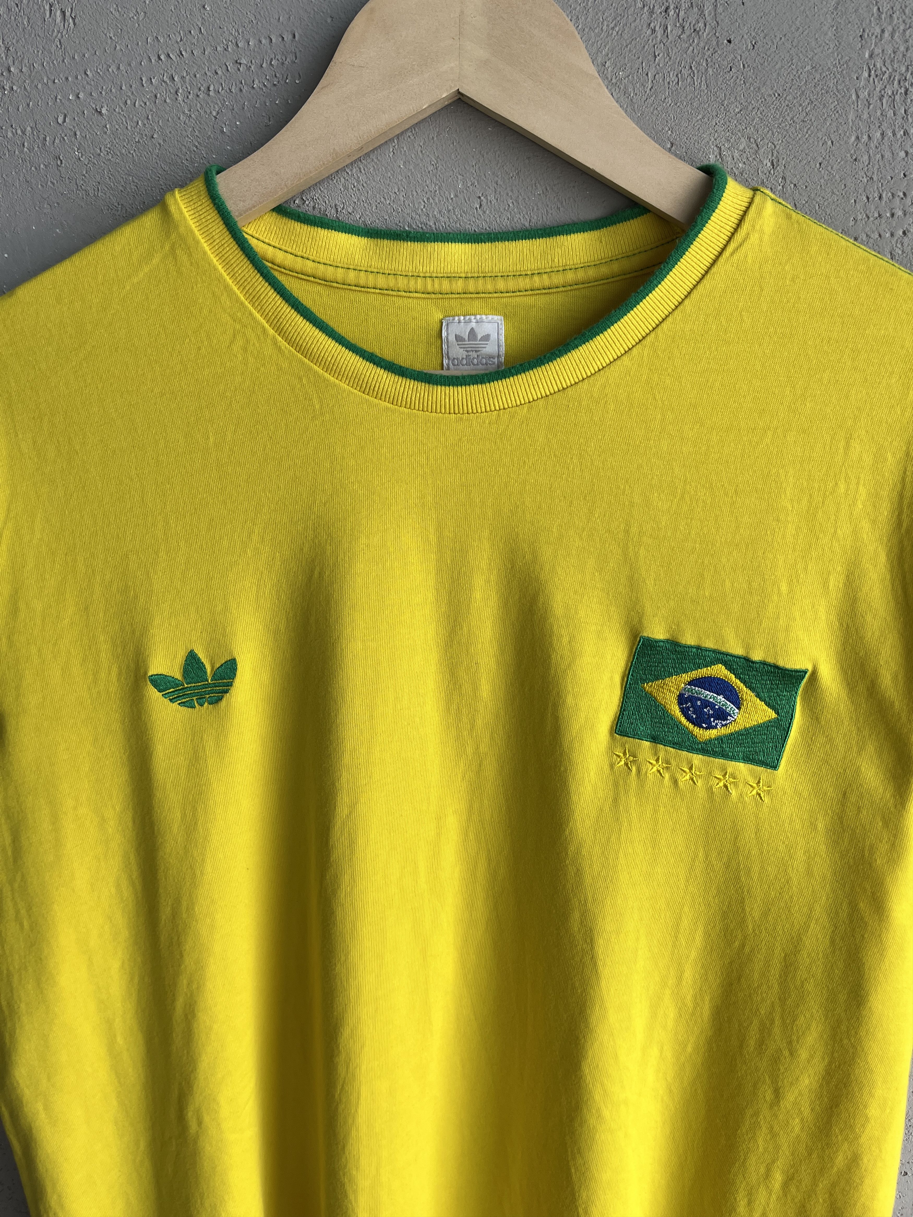Adidas × Vintage Vintage 00s Y2K Adidas Brazil World Cup Blokecore T-Shirt Size US XL / EU 56 / 4 - 2 Thumbnail