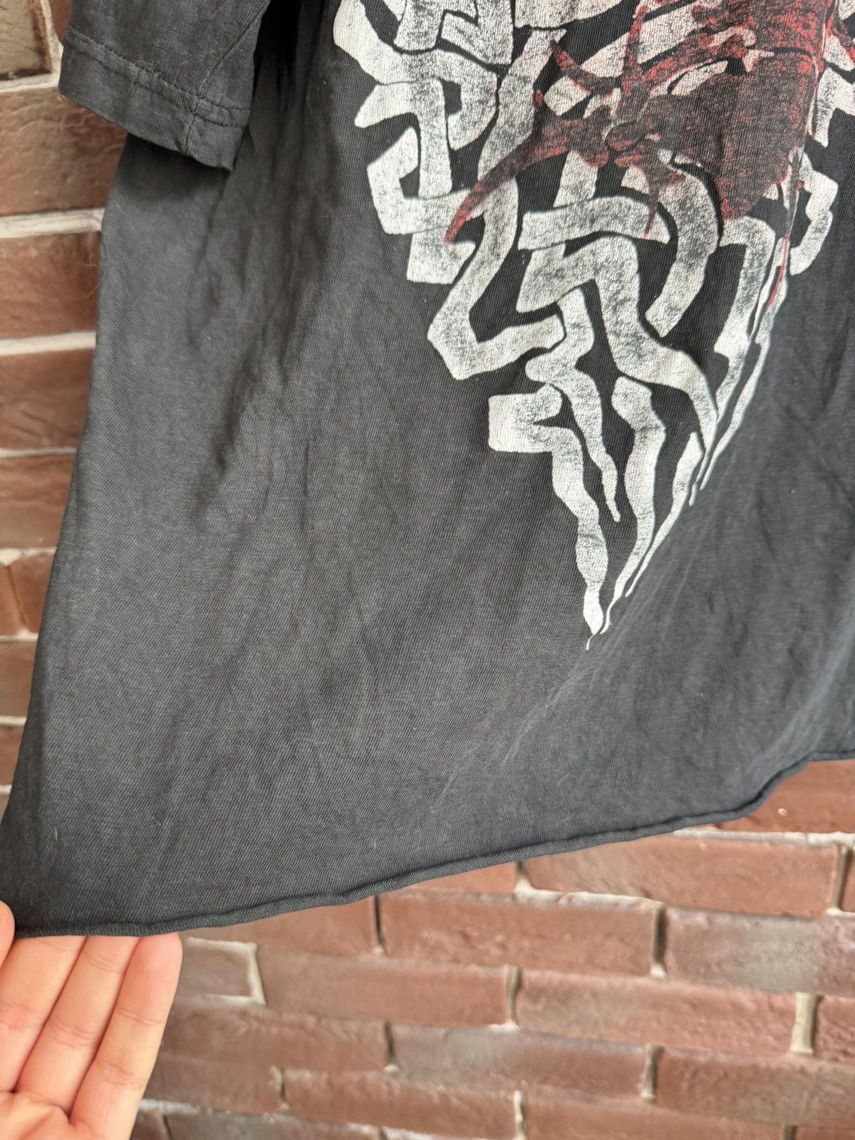 Band Tees Rare 1996 Sepultura Roots Metal Band Tee 90s Grail XL Size US L / EU 52-54 / 3 - 5 Thumbnail