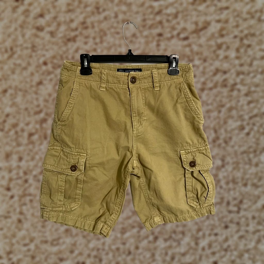 American Eagle Outfitters American Eagle Outfitters Cargo Shorts Men's 30 Beige Classic Fit Pockets Military Size US 31 - 1 Thumbnail