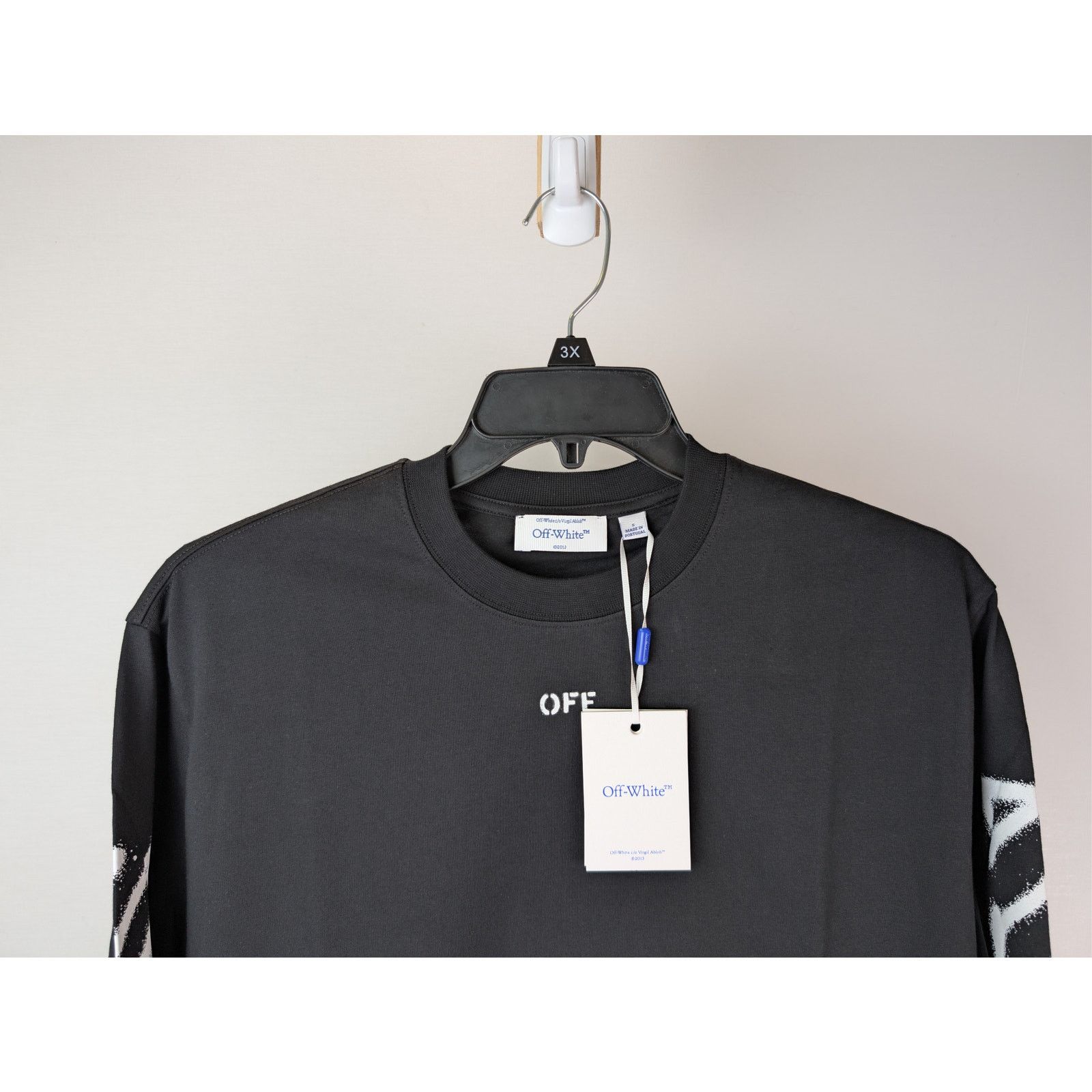 Off-White o1rshd1 Spray Can Arrow Skate L/S T-Shirt in Black Size US XXL / EU 58 / 5 - 4 Thumbnail