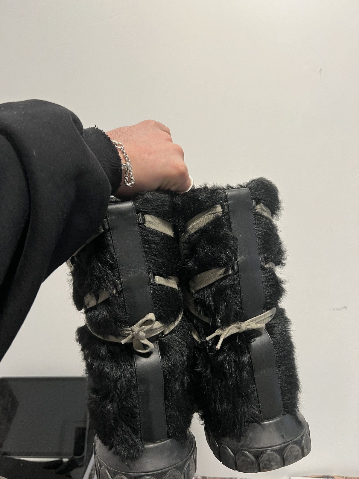 Rick Owens Rick owens megalace fur lunar boots Size US 10 / EU 43 - 11 Thumbnail