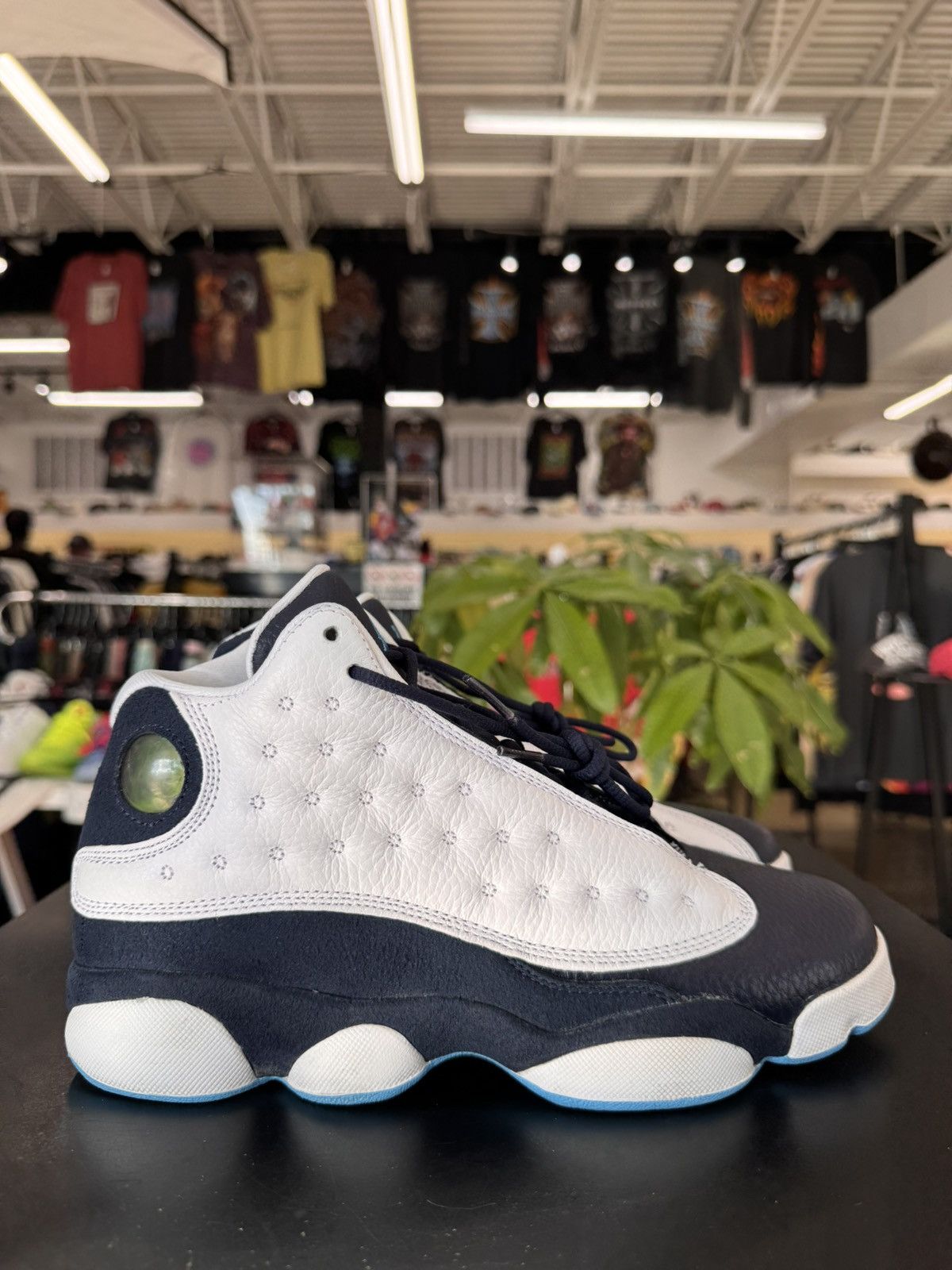 Jordan Brand Air Jordan 13 White Obsidian Powder Blue Size 7Y (2021) Size US 7 / EU 40 - 6 Thumbnail