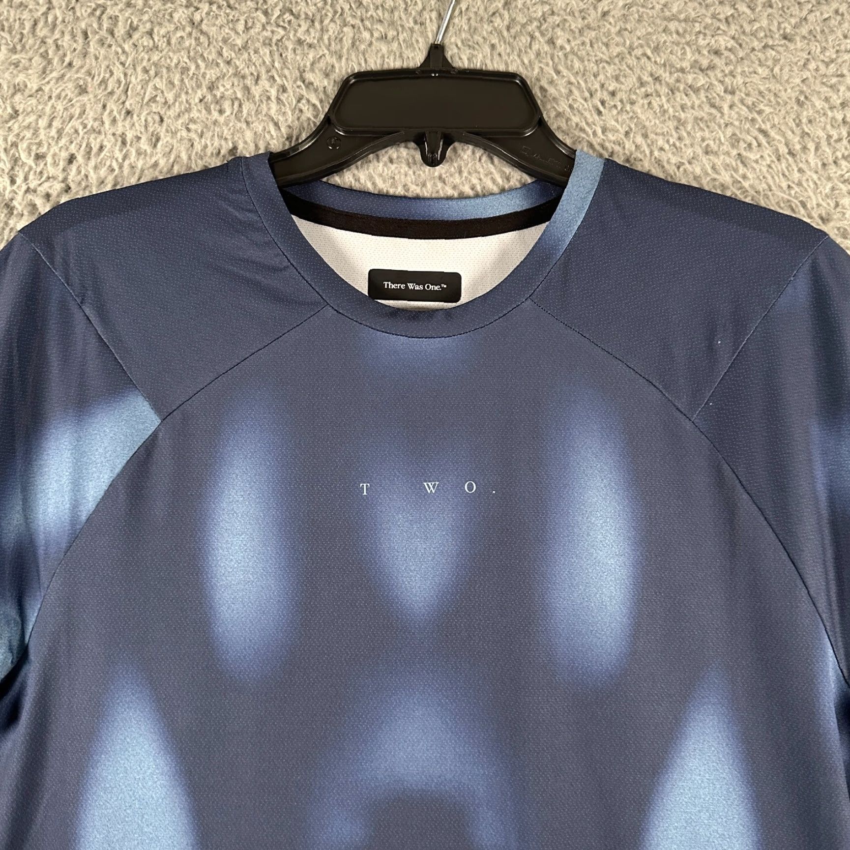 Vintage There Was One Performance Shirt Mens Medium Blue Geometric Athletic Tee Size US M / EU 48-50 / 2 - 2 Thumbnail