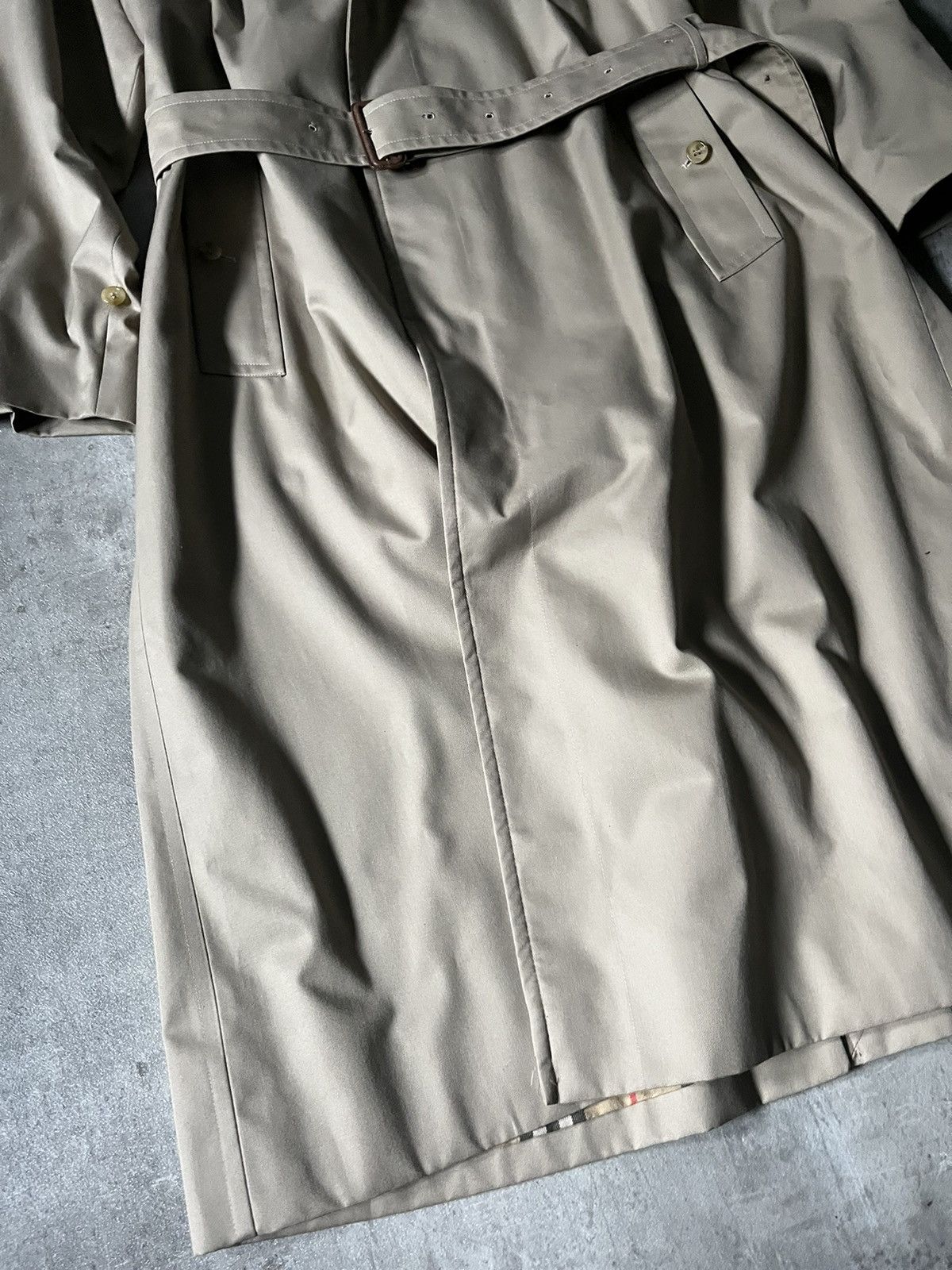 Burberry Burberrys vintage trench coat beige rare grail nova checked Size US L / EU 52-54 / 3 - 7 Thumbnail
