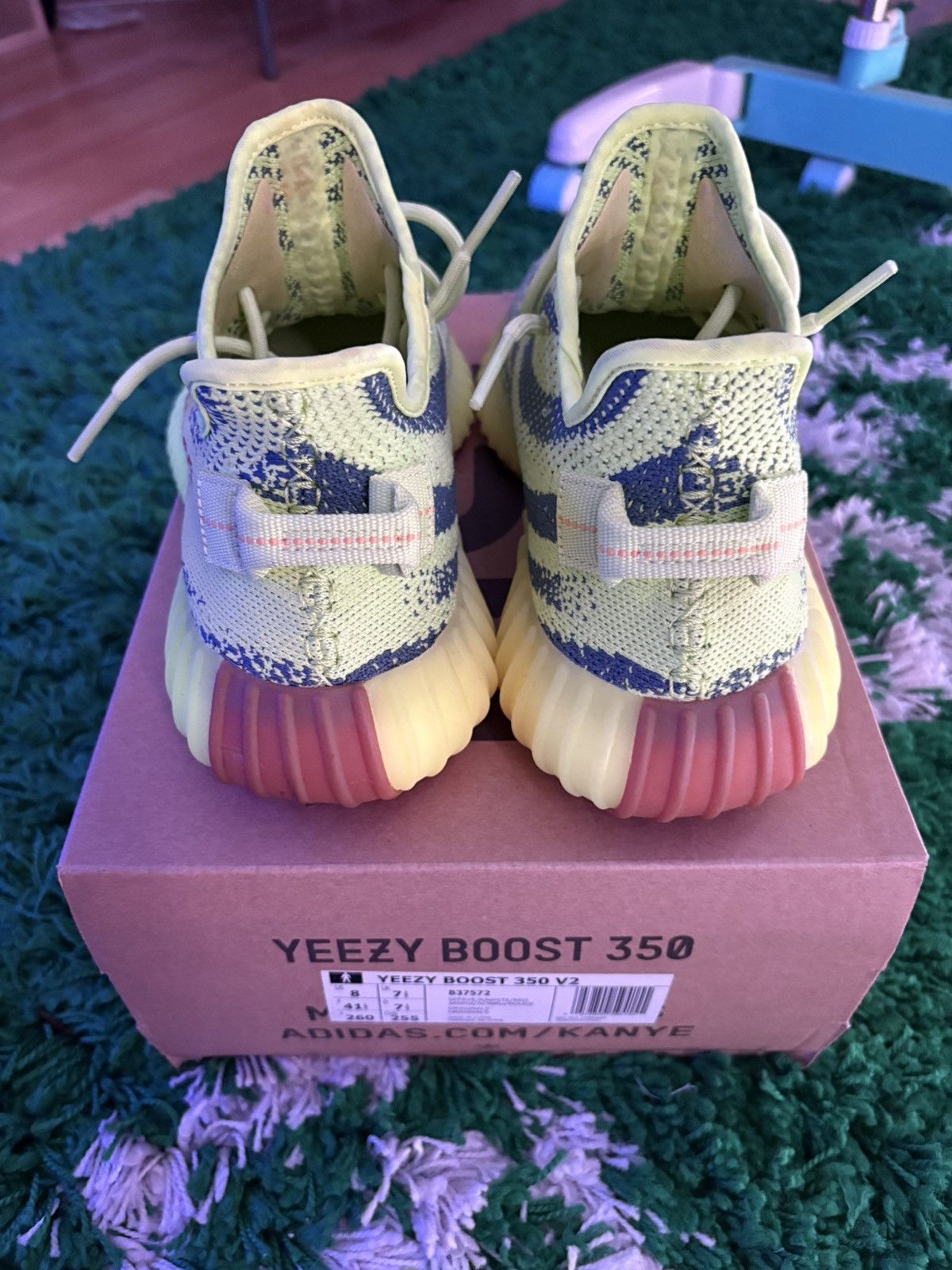 Adidas Yeezy Boost 350 V2 Semi Frozen Size US 8 / EU 41 - 2 Thumbnail