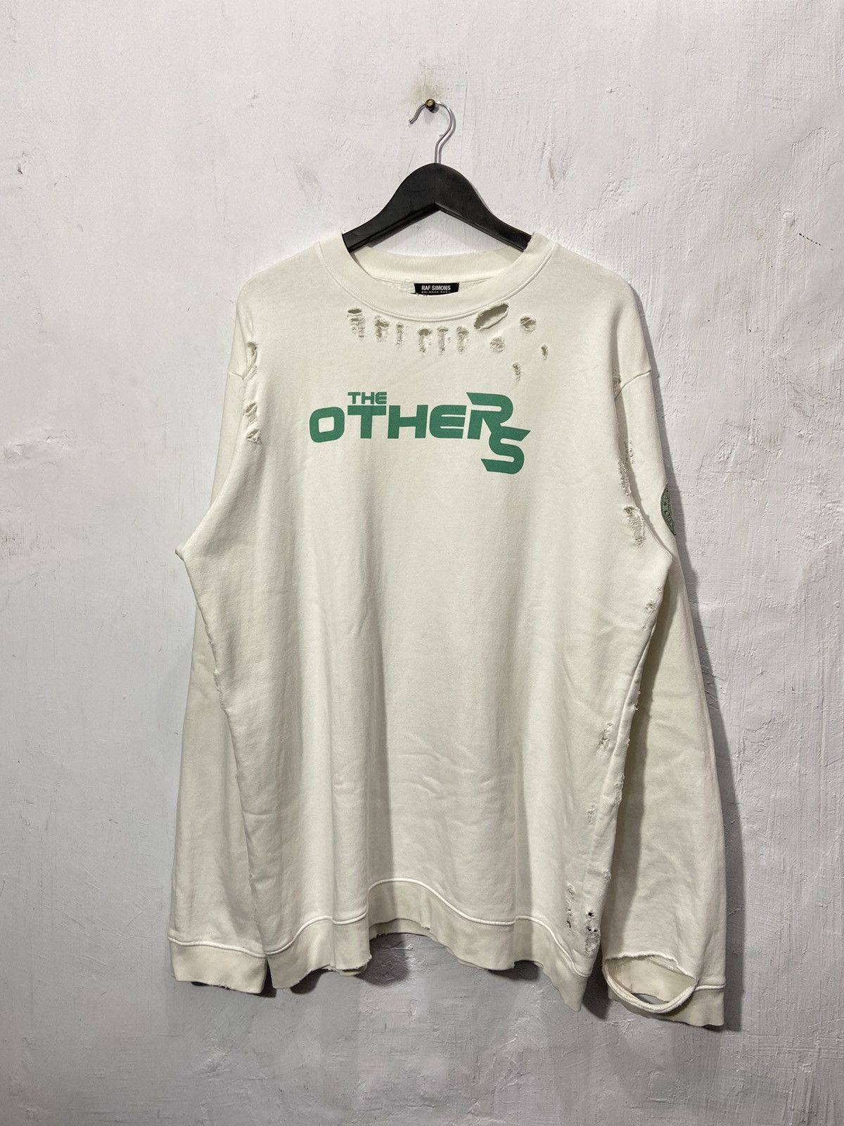 Raf Simons Raf Simons The Others Distressed FW20/21 Sweatshirt Size US XL / EU 56 / 4 - 2 Thumbnail