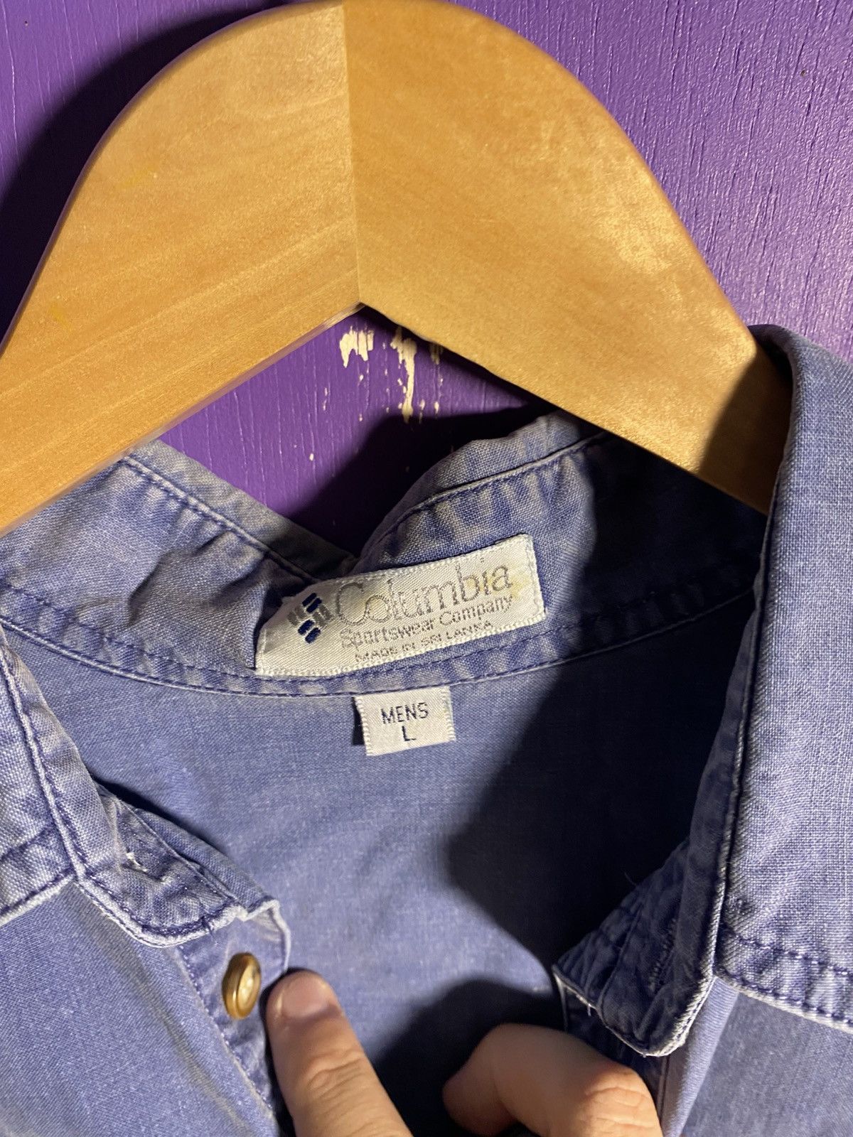 Columbia Vintage 90s Columbia sportswear faded button up Size US L / EU 52-54 / 3 - 4 Thumbnail
