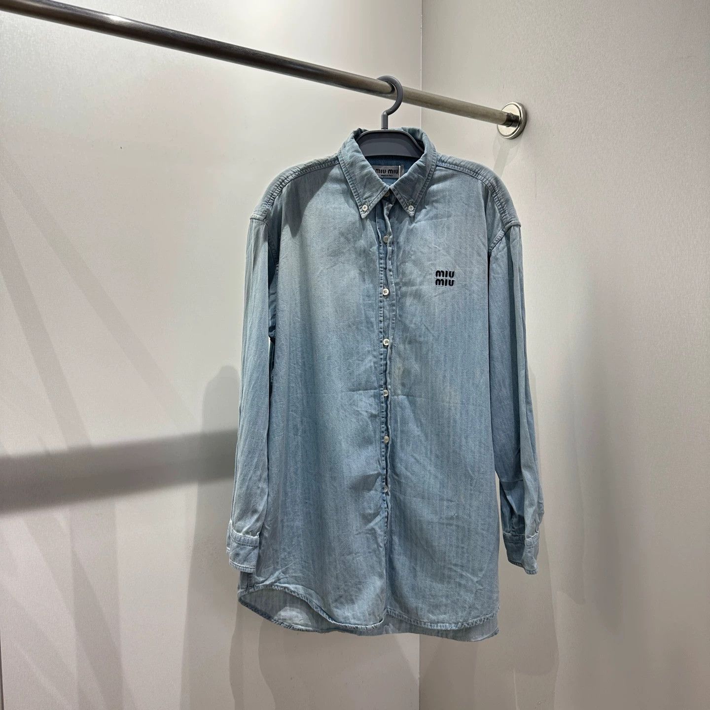 Miu Miu MIU MIU mar256 logo embroidery long sleeve shirt 40 Size S / US 4 / IT 40 - 1 Thumbnail