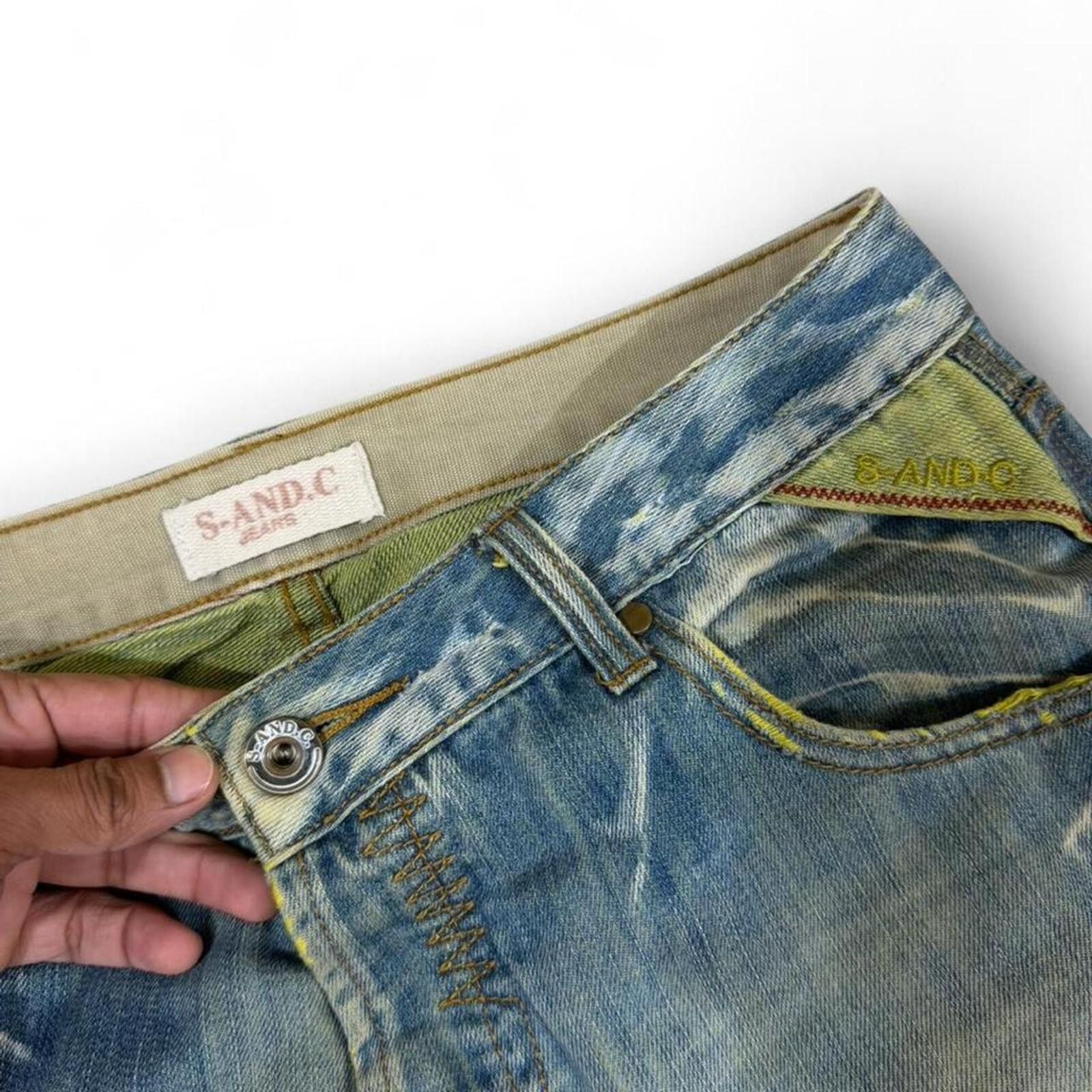 True Religion S-AND-C Unique shade denim jean Size US 33 - 7 Thumbnail