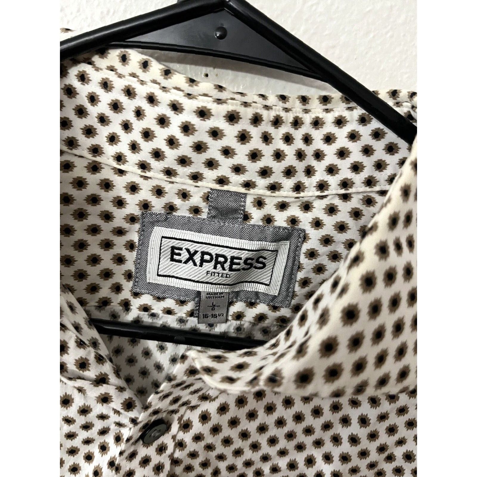 Express EXPRESS Dress Shirt Men L Multicolor White Beige All Over Print Argyle Diamond 100% Cotton Button-Down Collared Long Sleeve Fitted Size 42R - 2 Thumbnail