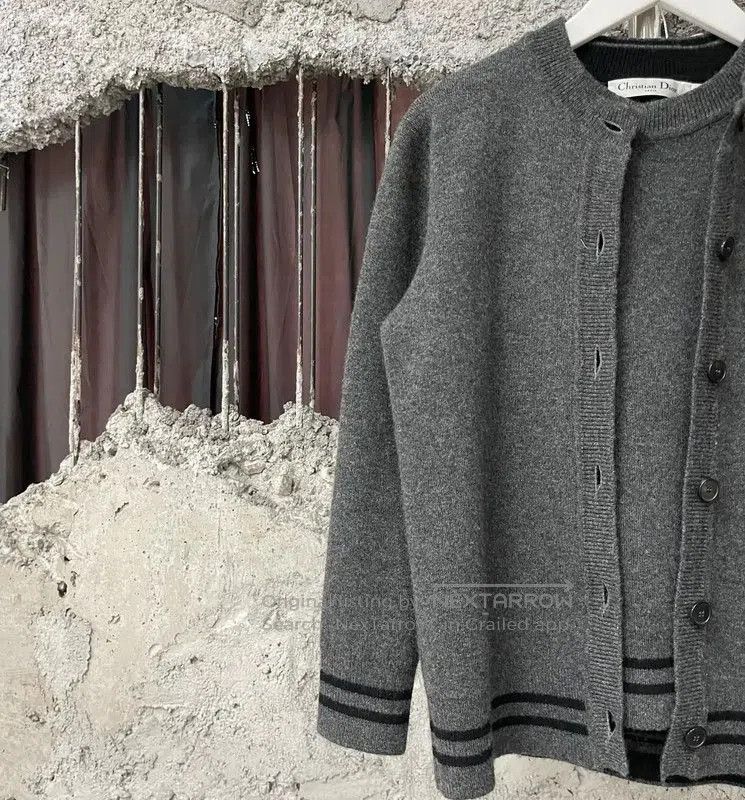 Dior Dior Gray Long Sleeve Cardigan for Women . Size XXS / US 00 / IT 34 - 5 Thumbnail
