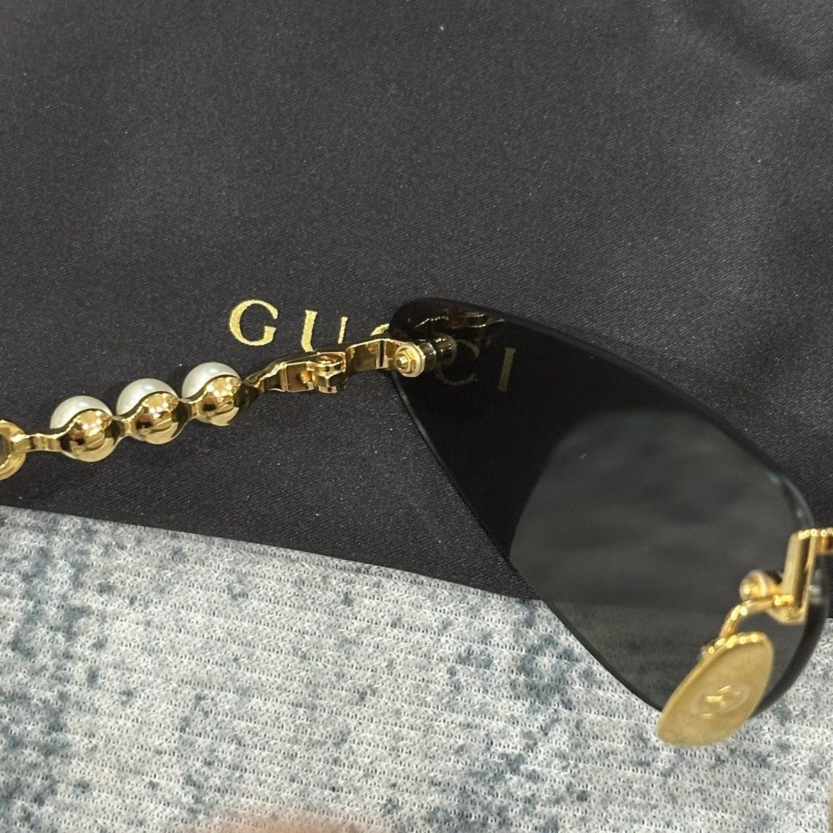 Gucci GUCCI GG1920S 001 SUNGLASSES Size ONE SIZE - 6 Thumbnail
