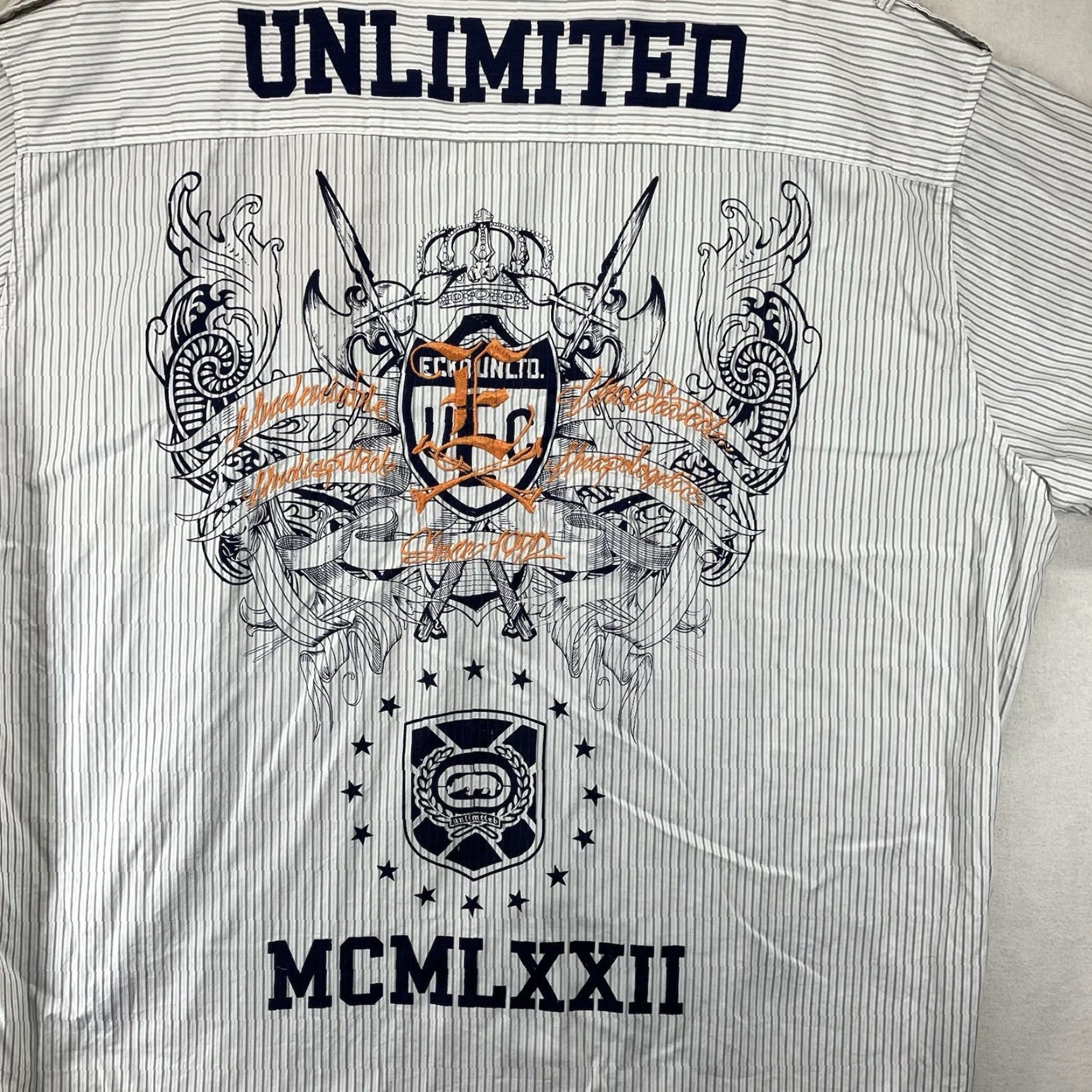 Ecko Unltd. VINTAGE Ecko Unltd Button Up Shirt Men’s 3XL Striped Short Sleeve Embroidered Logo Cotton Gray Casual Streetwear 90s Hip Hop Mens Size US XXL / EU 58 / 5 - 3 Thumbnail