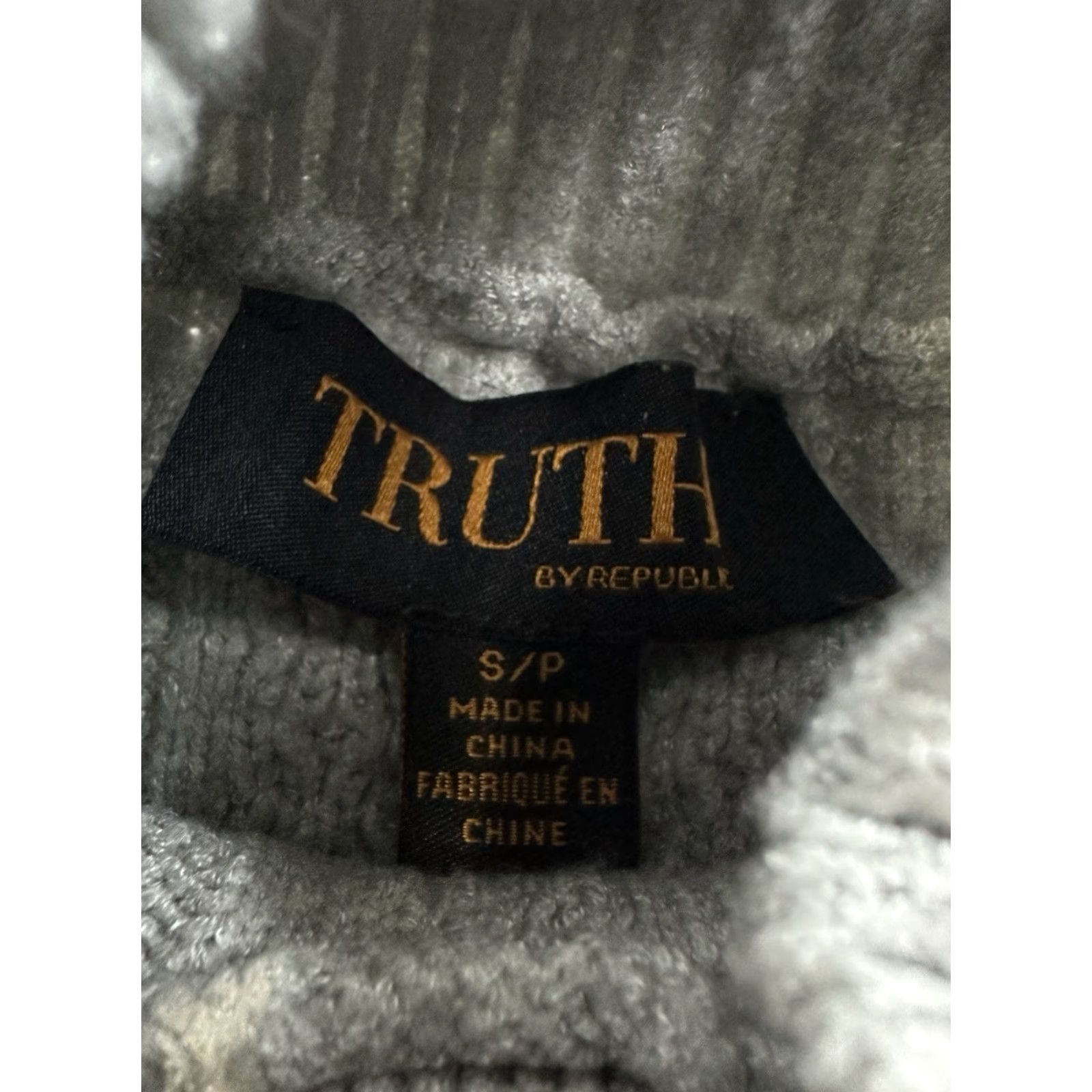 Vintage Truth by Republic Gray Sweater Womens Small Gray Cable Knit Mock Neck Pullover Size S / US 4 / IT 40 - 5 Thumbnail