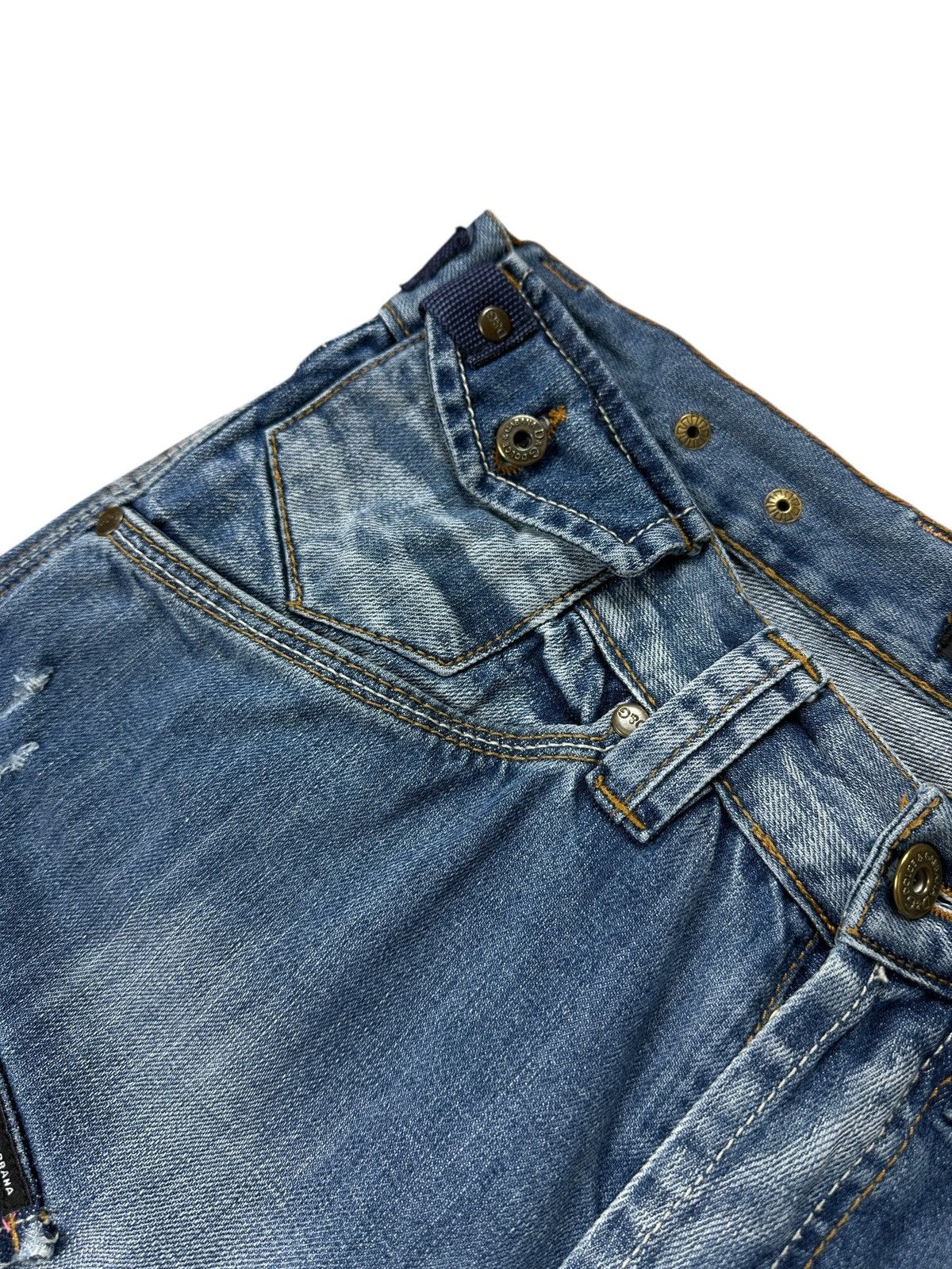 Dolce & Gabbana × Vintage Vintage Y2K Dolce & Gabbana Denim Cargo Shorts Size US 30 / EU 46 - 6 Thumbnail