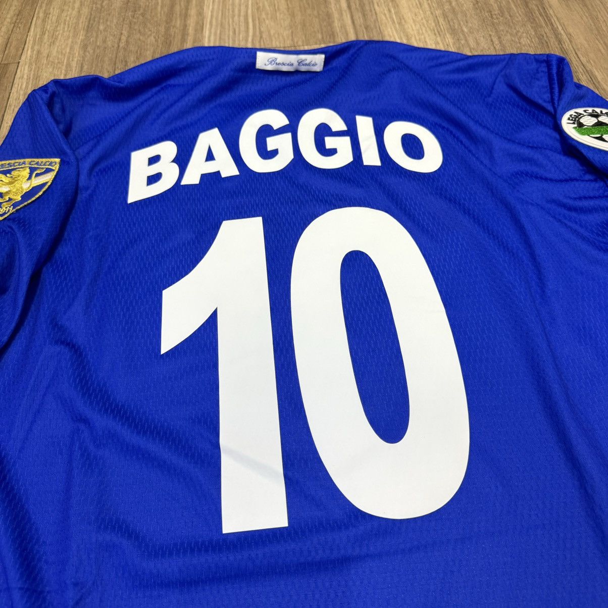 Sports Specialties Brescia 00/01 longsleeves home shirt #10 Baggio Size US M / EU 48-50 / 2 - 4 Thumbnail