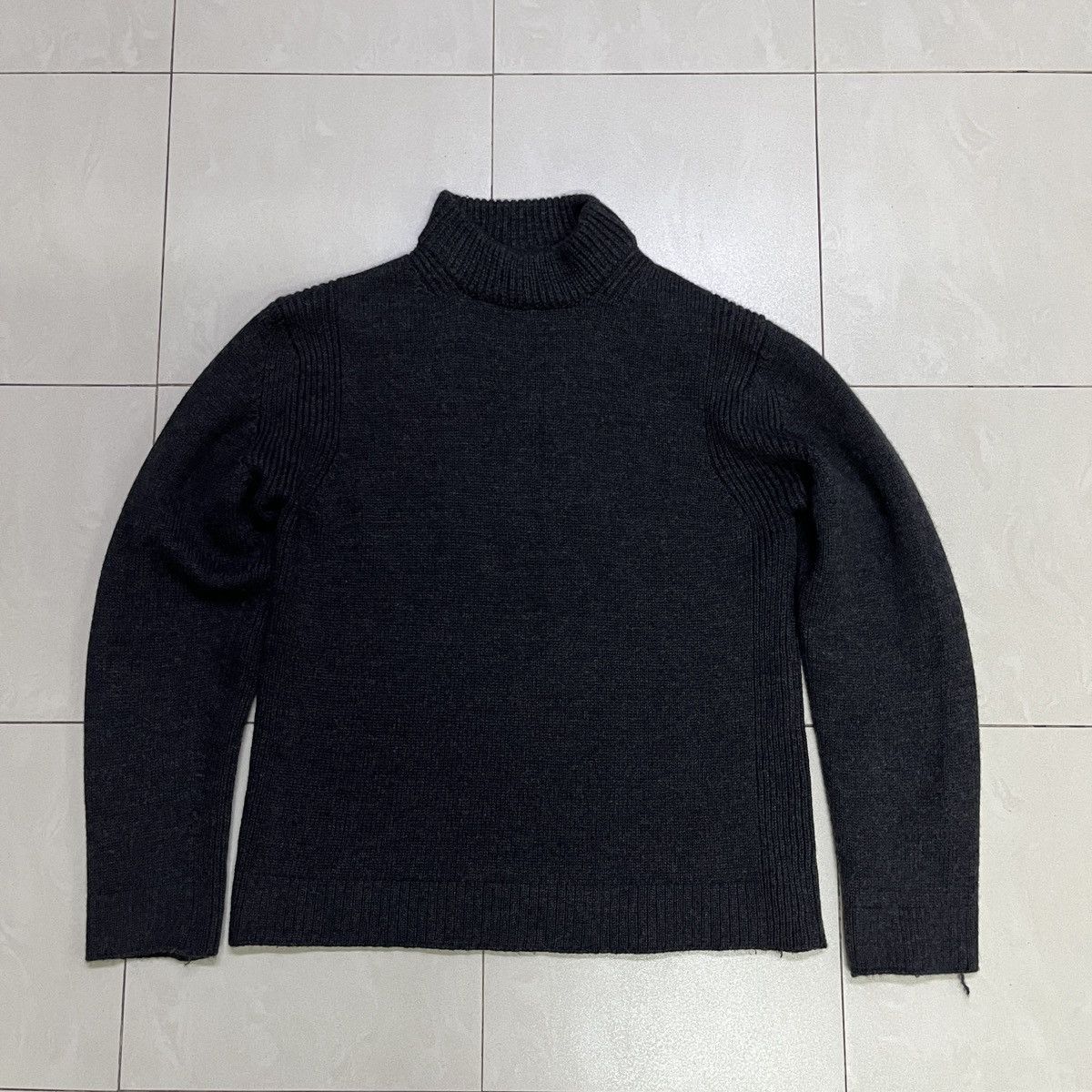 Gucci Vintage Gucci Knit Mockneck Longsleeve Shirt Size S / US 4 / IT 40 - 2 Thumbnail