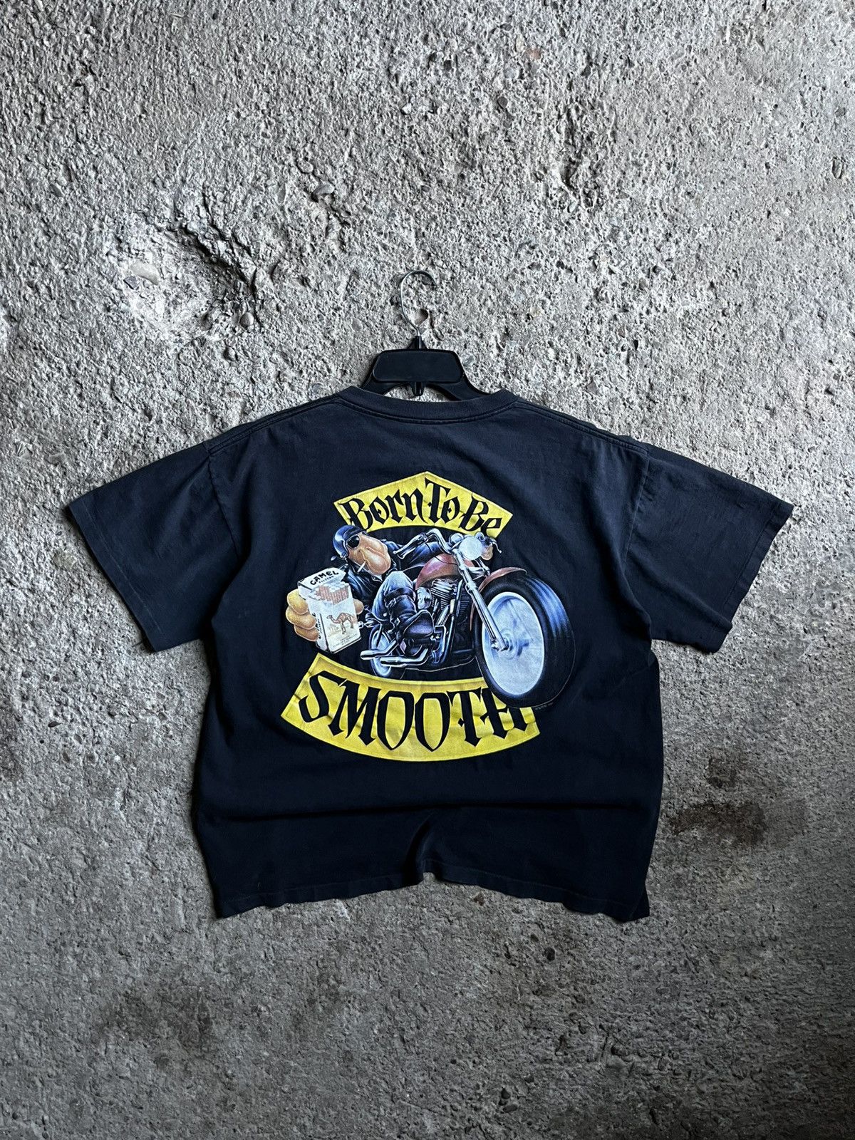 Camel Vintage 1987 Camel “Born to Be Smooth” Back Graphic Tee Size US L / EU 52-54 / 3 - 1 Thumbnail