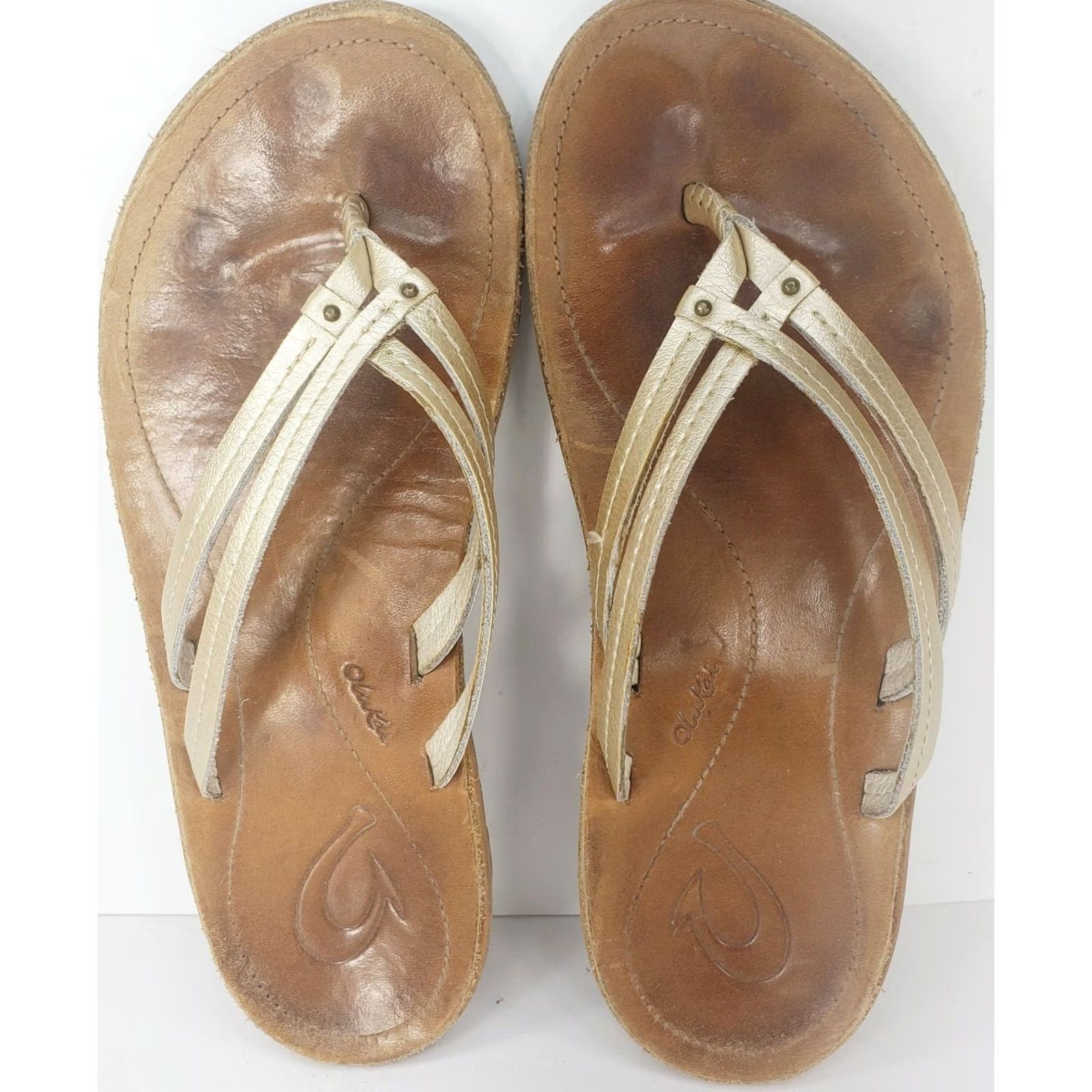 Olukai OluKai UI Sandals Womens Size 6 Gold Leather Strappy Slip On Flip Flops Size US 6 / IT 36 - 6 Thumbnail