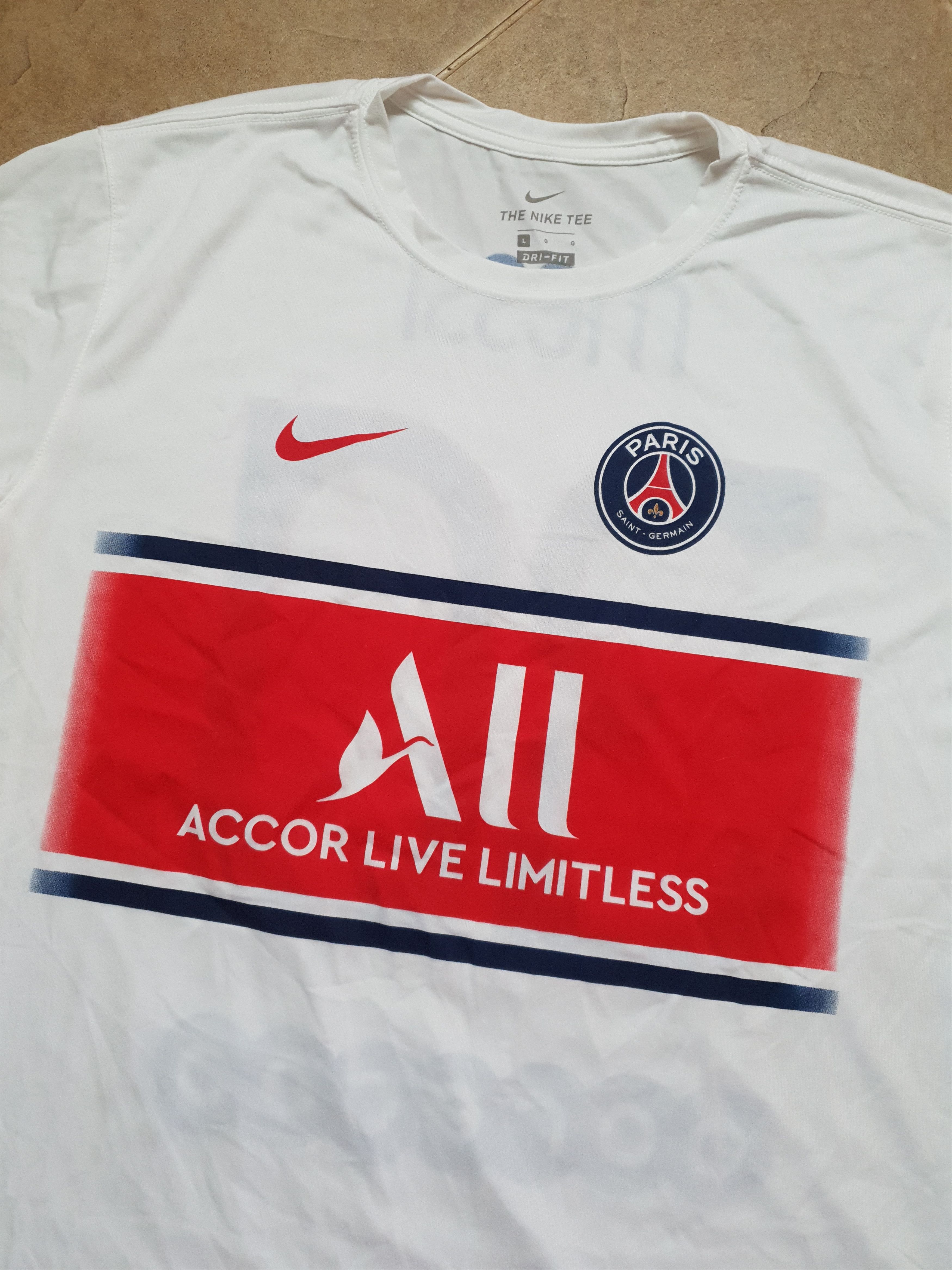 Nike T-shirt Nike Lionel Messi PSG 30 Size L Paris Saint Germain Size US L / EU 52-54 / 3 - 2 Thumbnail