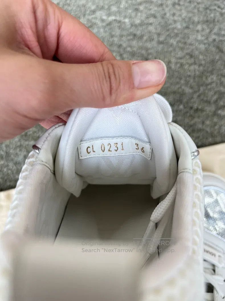 Louis Vuitton Louis Vuitton Silver sequined patchwork print sneakers Size US 5.5 / IT 35.5 - 2 Thumbnail