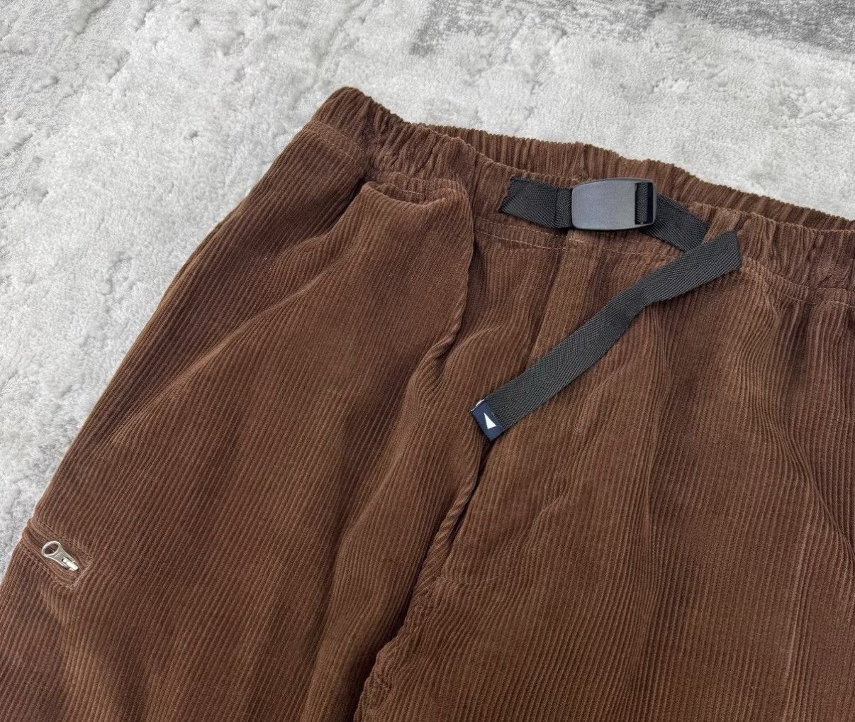 Pilgrim Surf + Supply Pilgrim Surf Supply Corduroy Cropped Casual Pants J16 Size US 36 / EU 52 - 3 Thumbnail